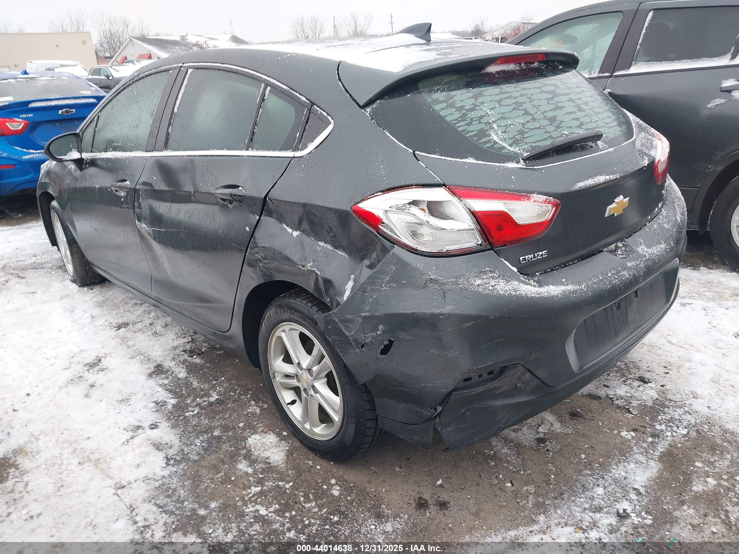 CHEVROLET CRUZE image 3