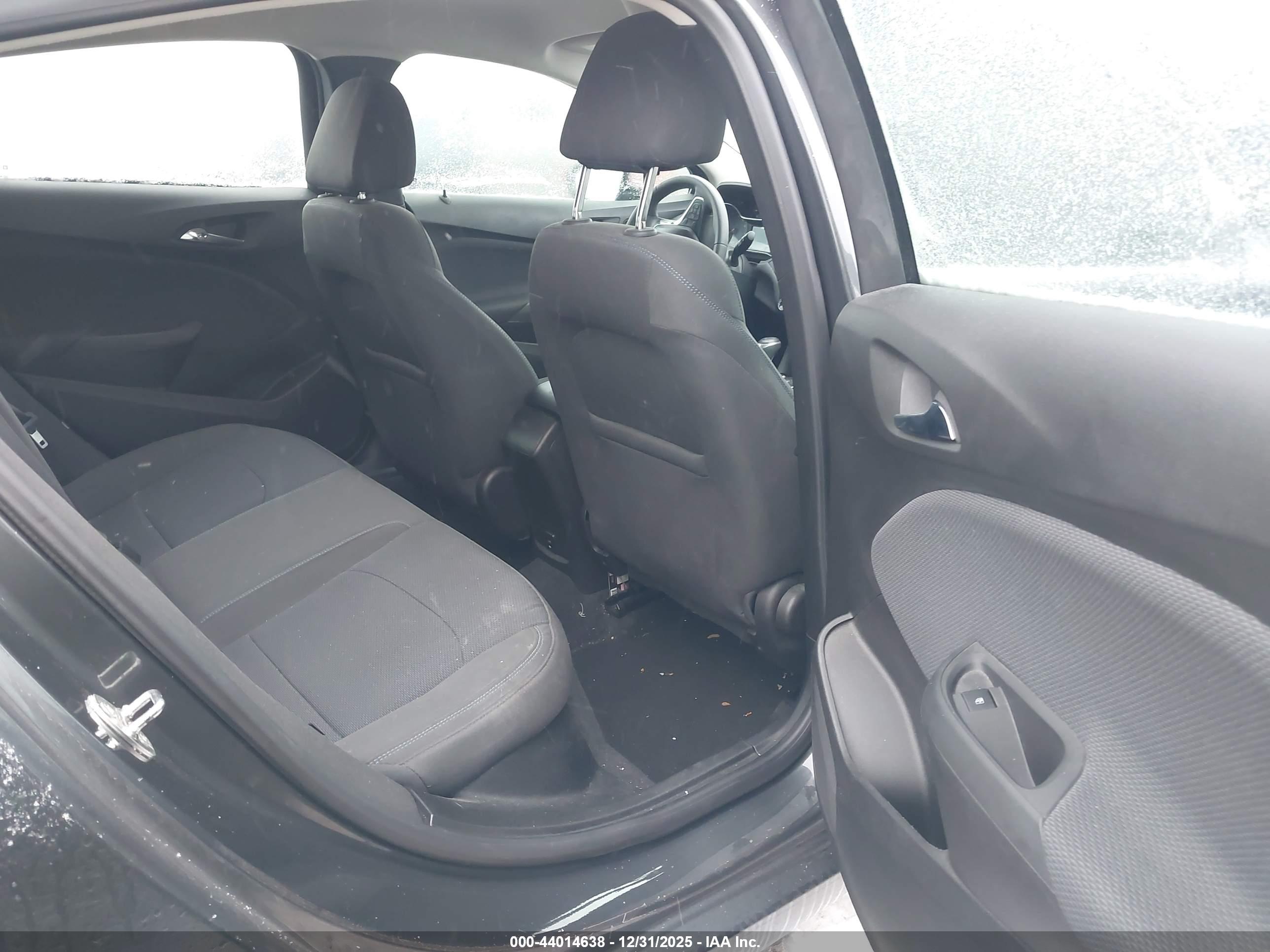 CHEVROLET CRUZE image 8