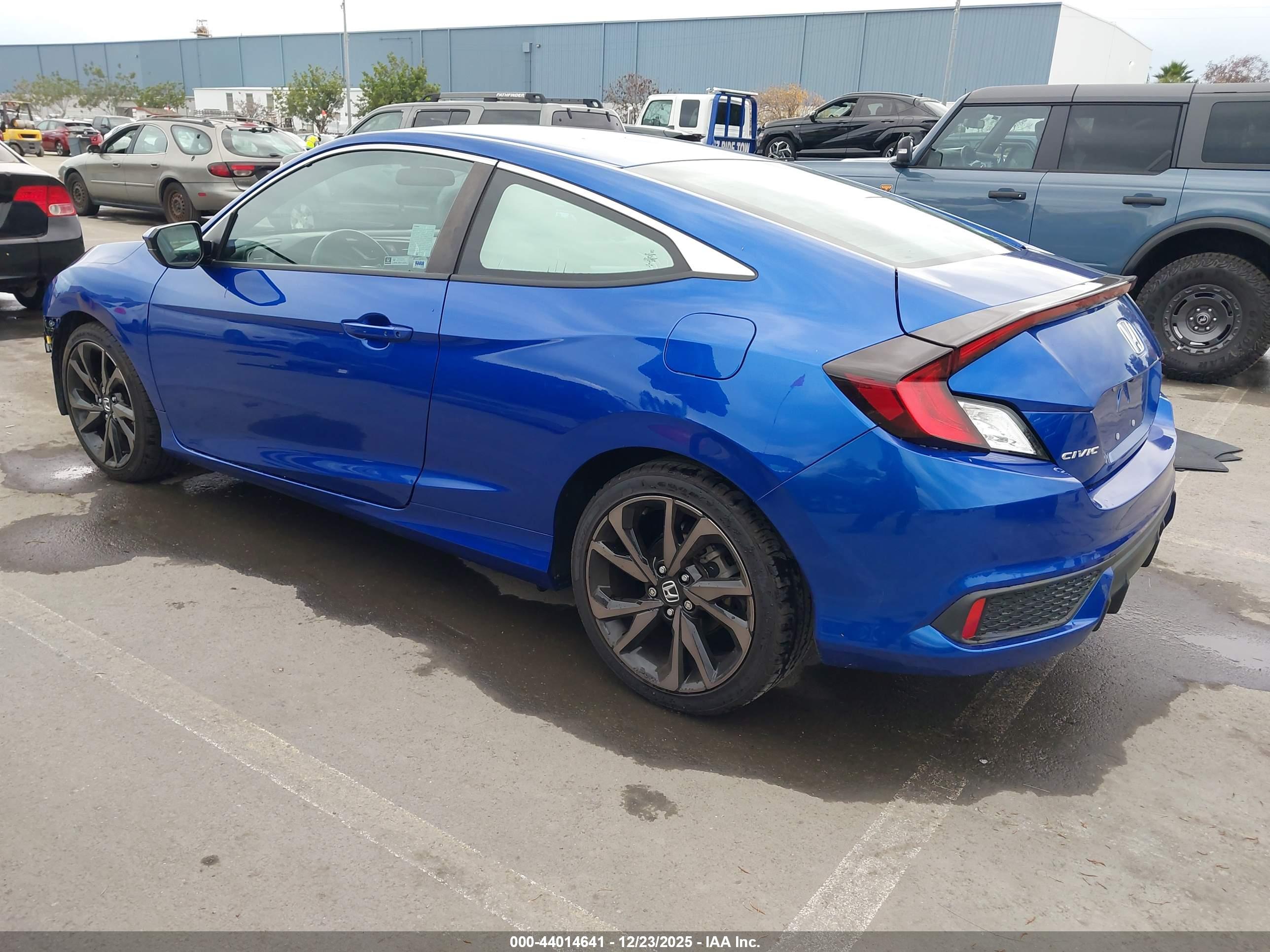 HONDA CIVIC image 3