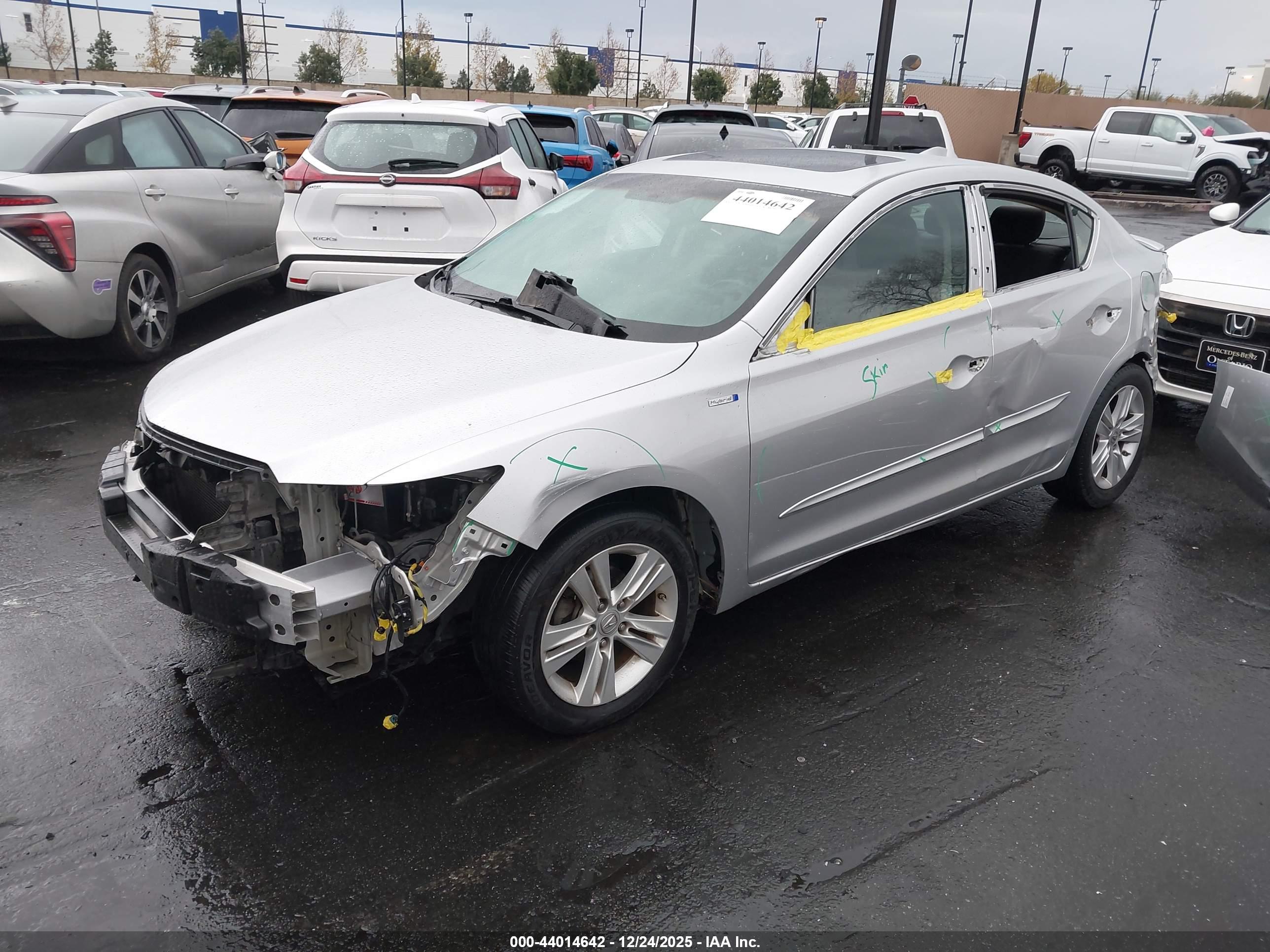 ACURA ILX image 2