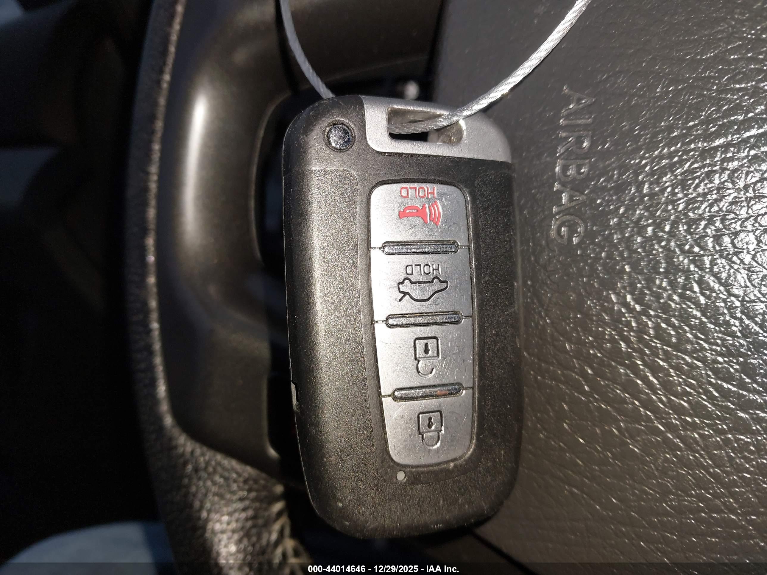 KIA SORENTO image 11