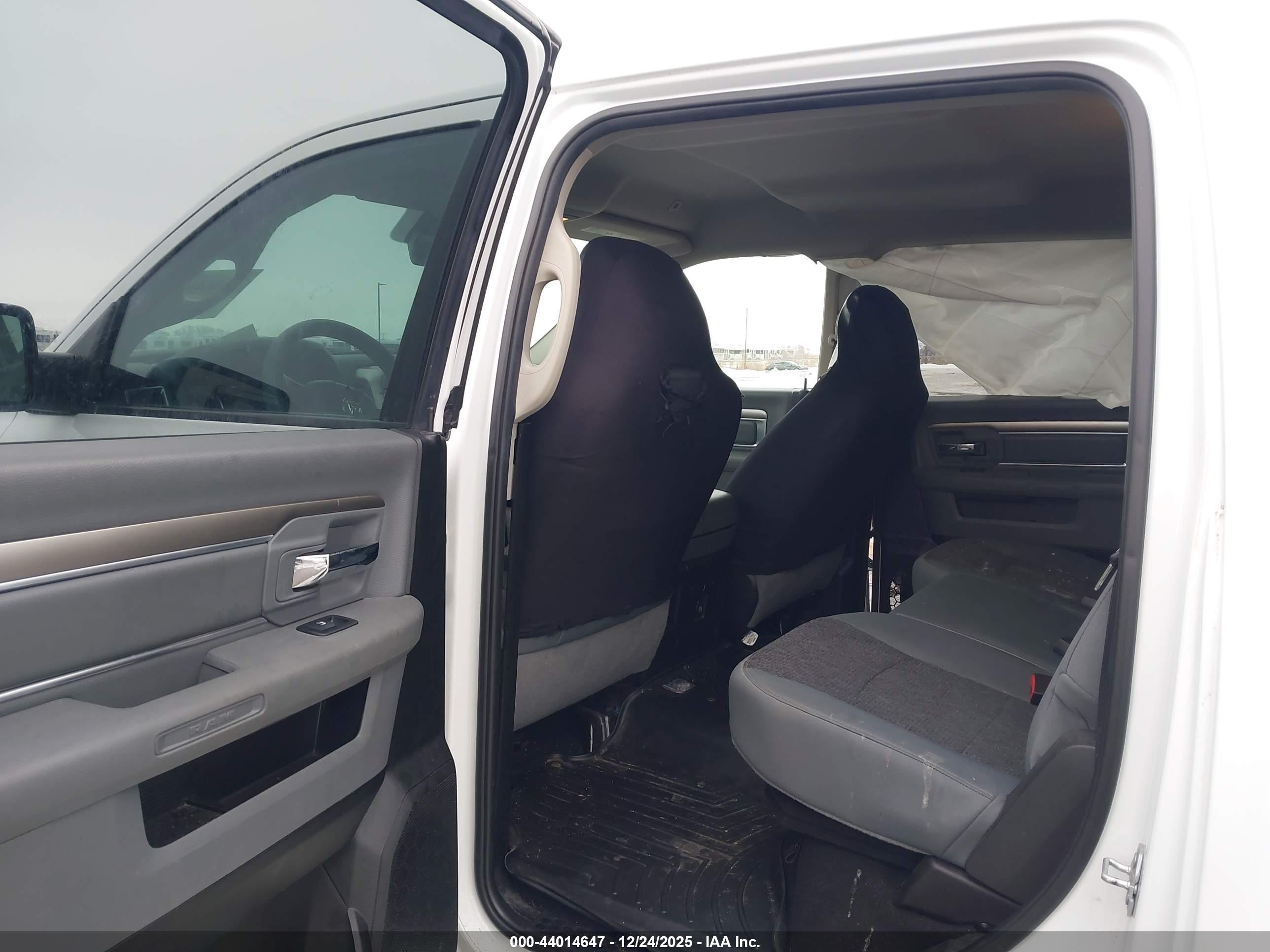 RAM 1500 image 8