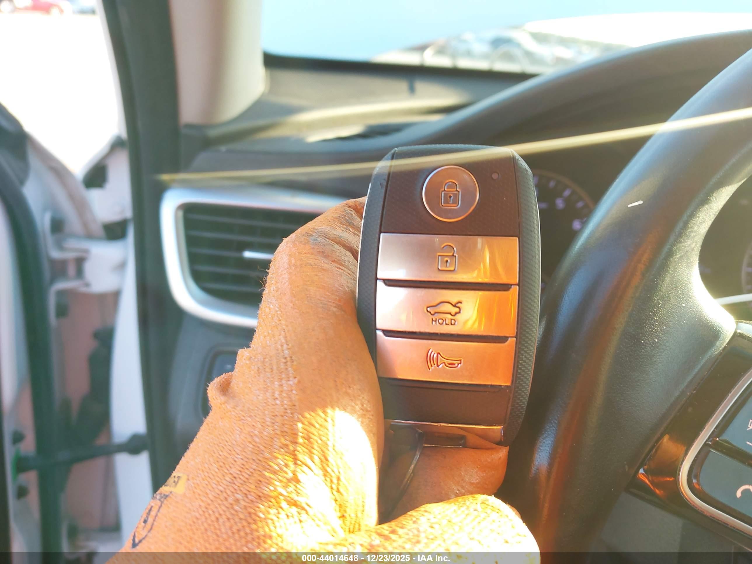 KIA OPTIMA image 11