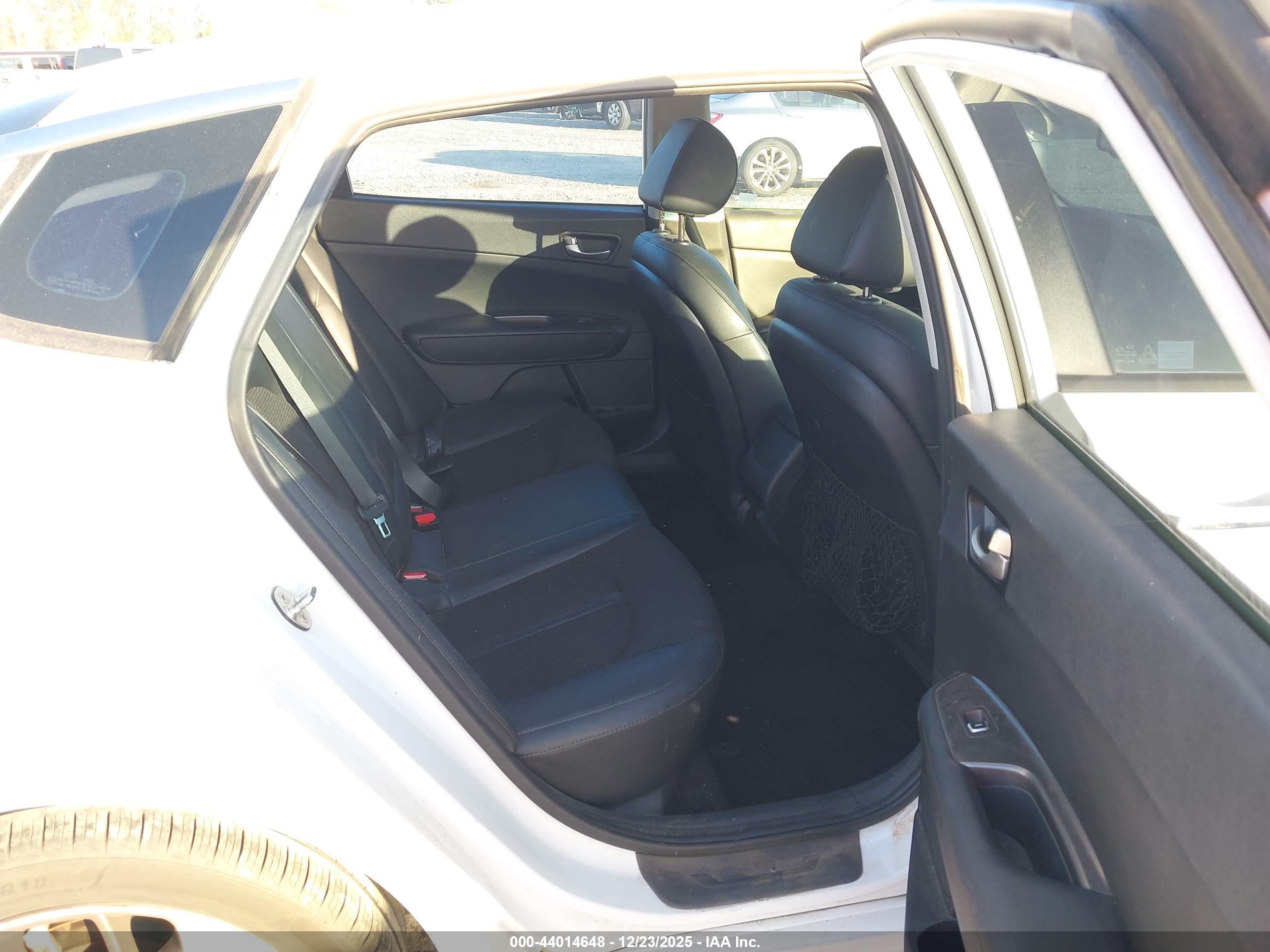 KIA OPTIMA image 8