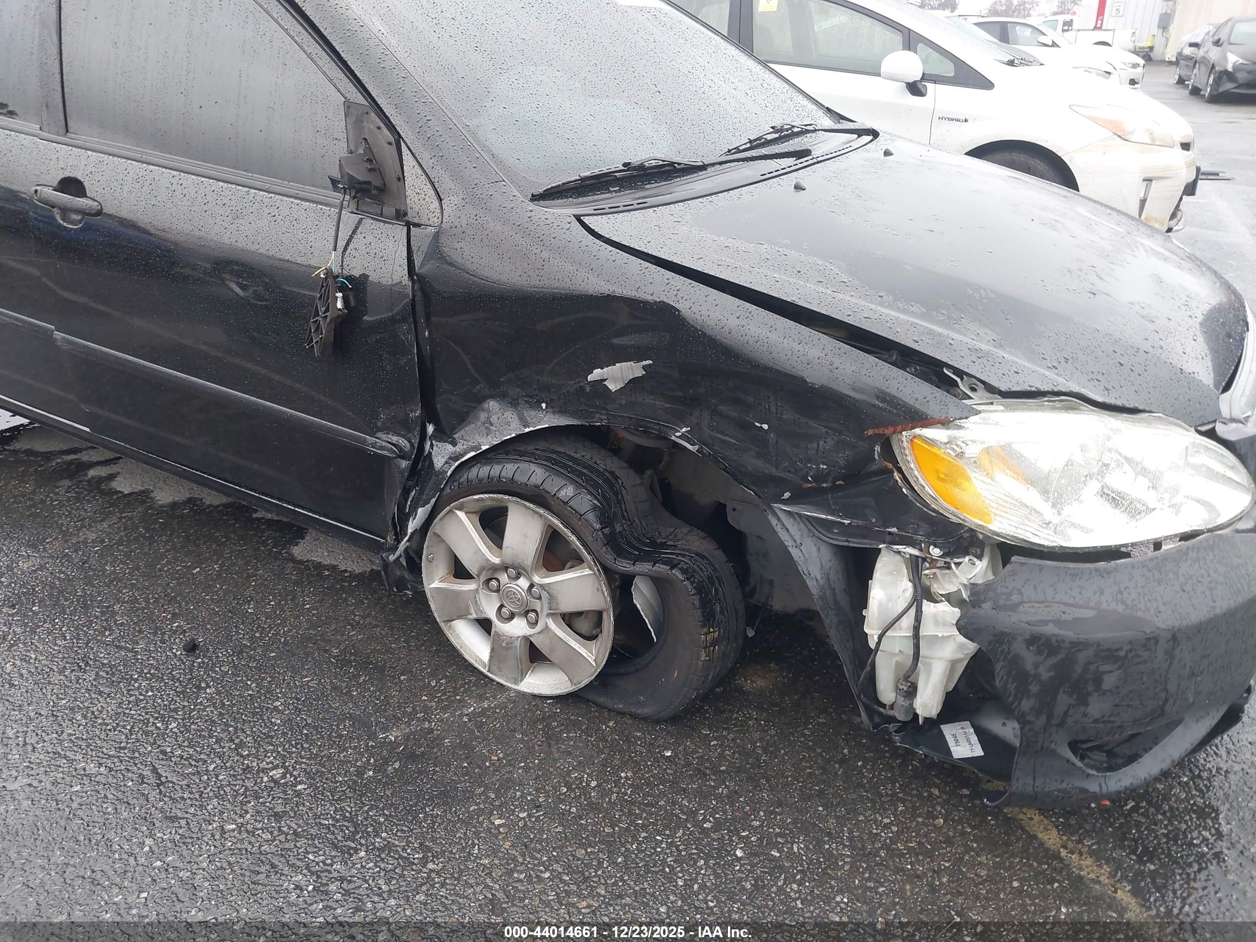 TOYOTA COROLLA image 6