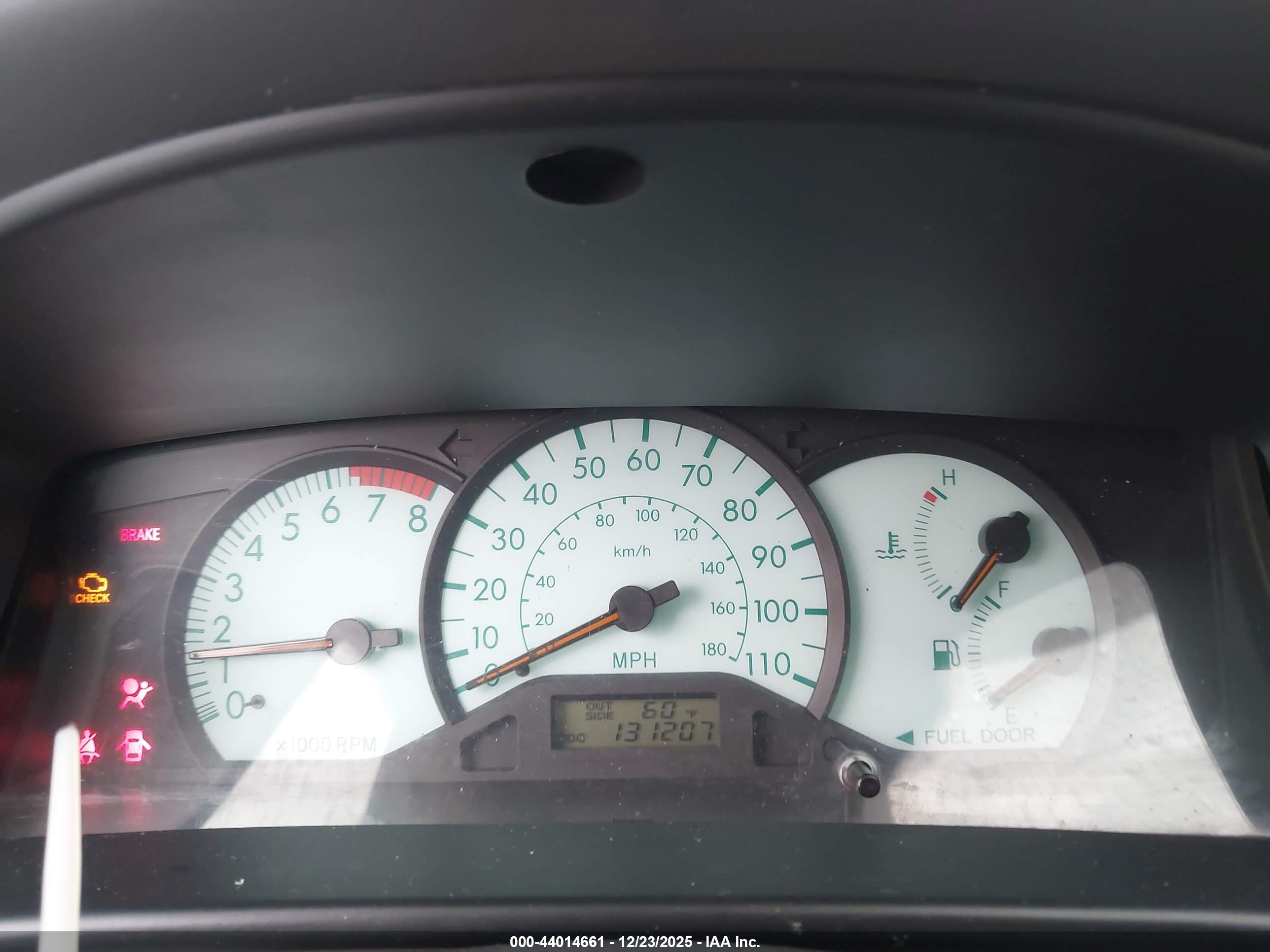 TOYOTA COROLLA image 7