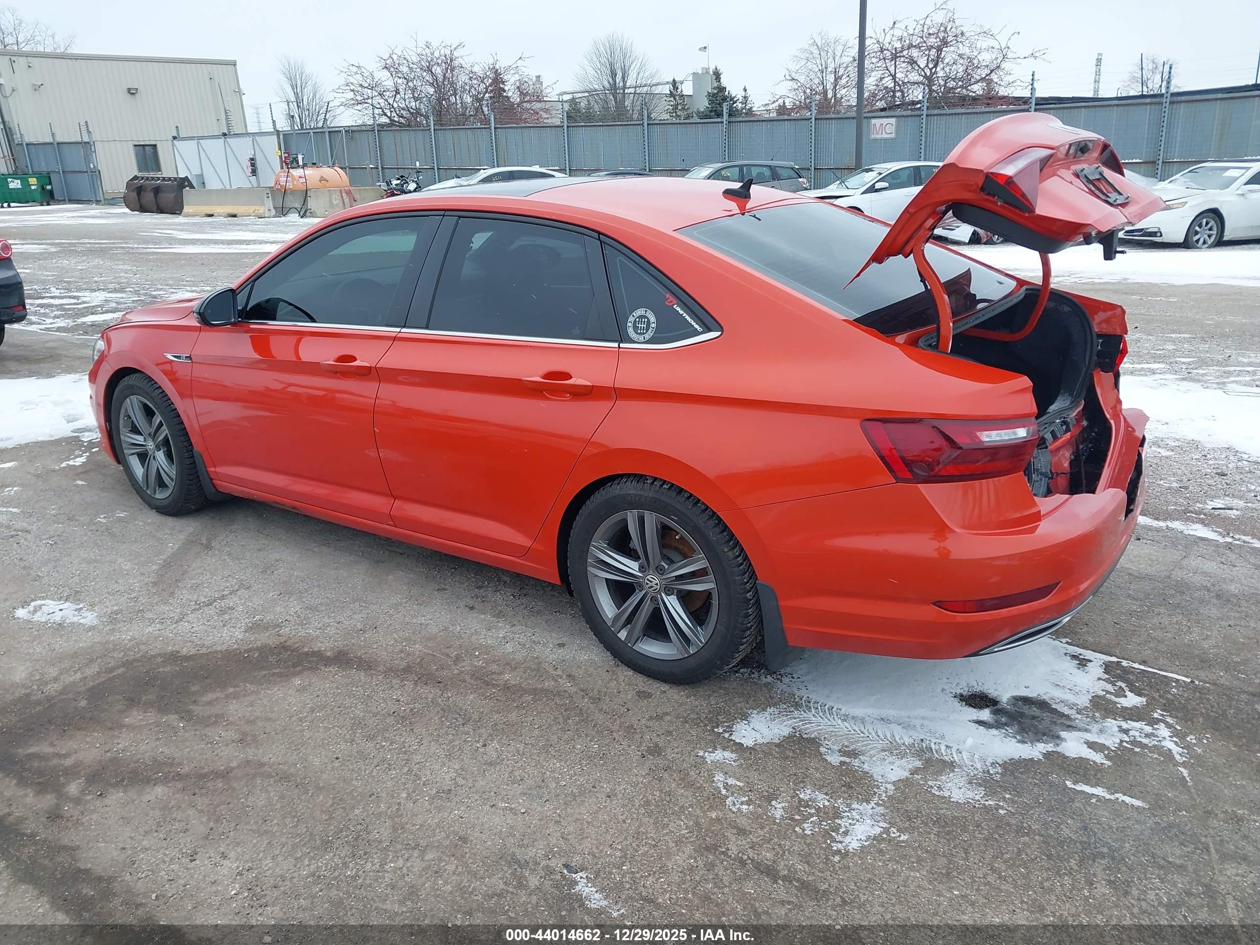 VOLKSWAGEN JETTA image 3