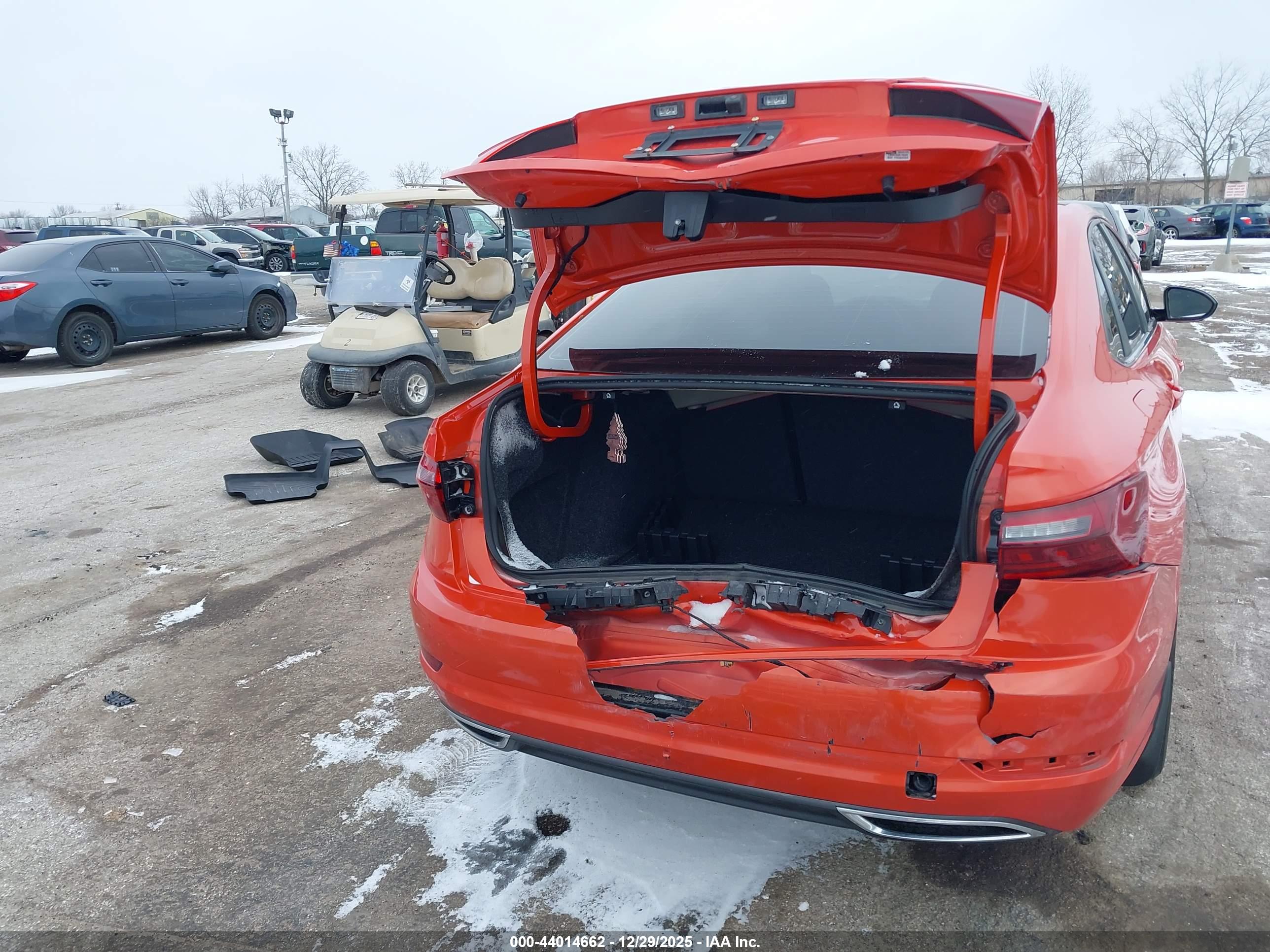 VOLKSWAGEN JETTA image 6