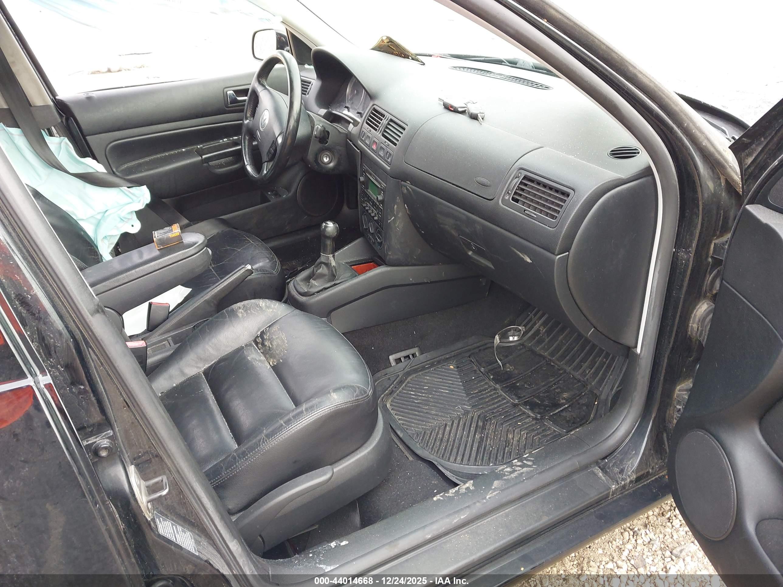 VOLKSWAGEN JETTA image 5