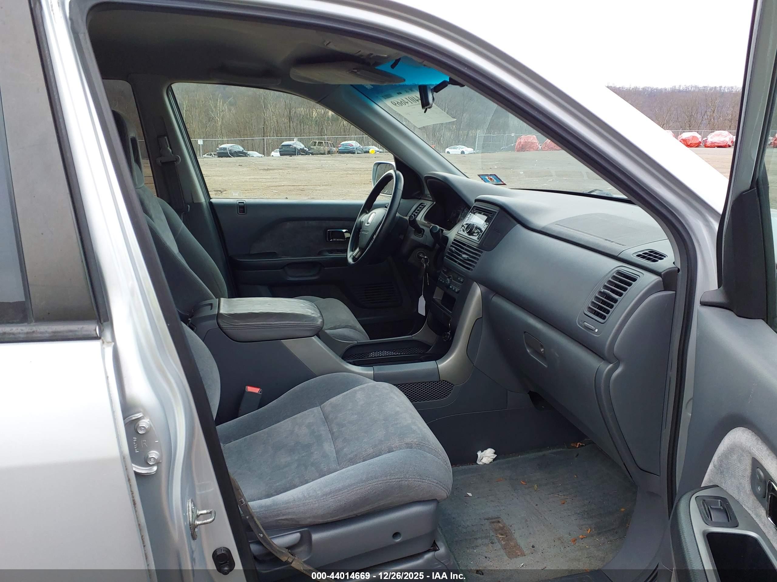 HONDA PILOT image 5