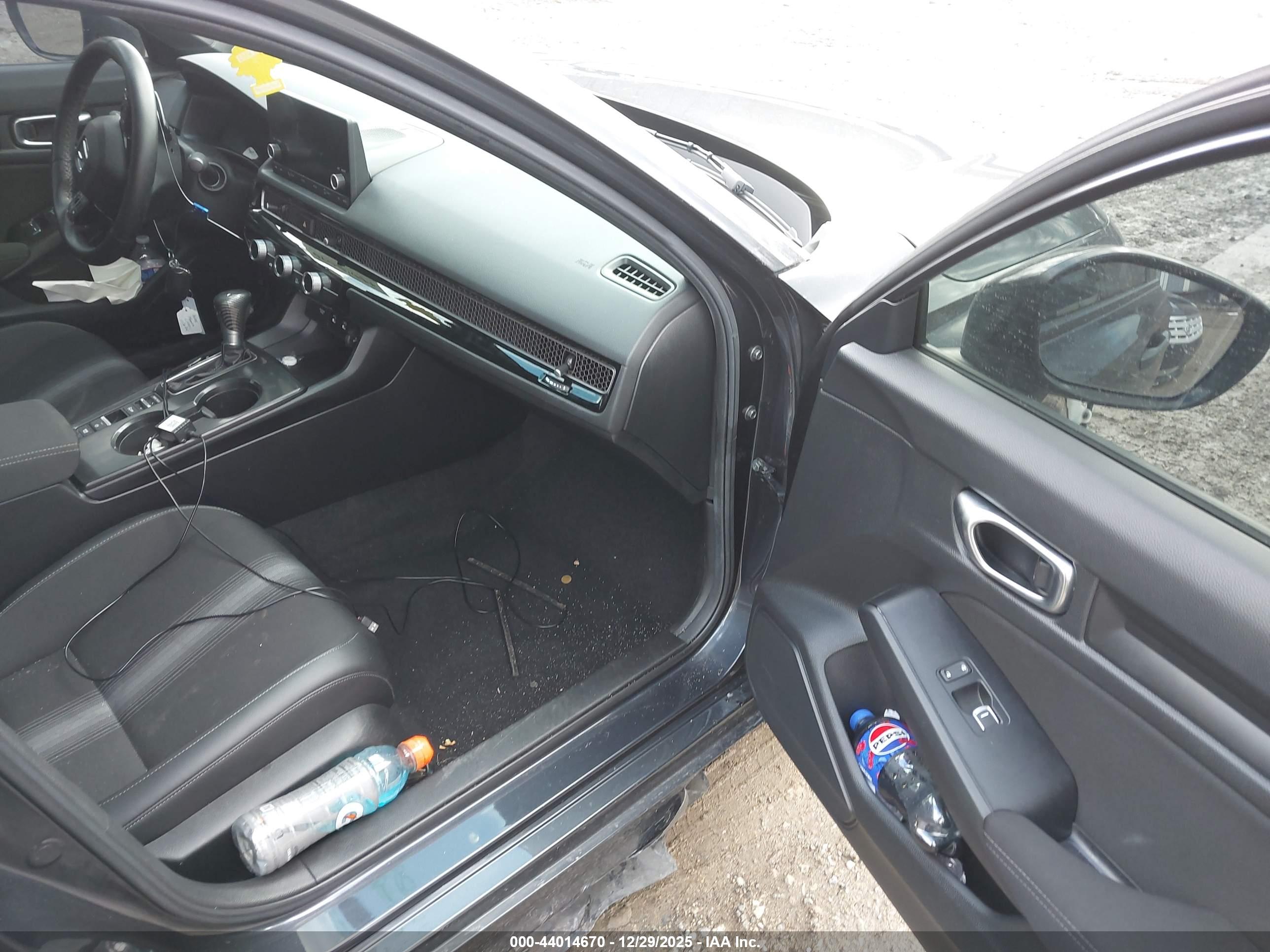 HONDA CIVIC image 5