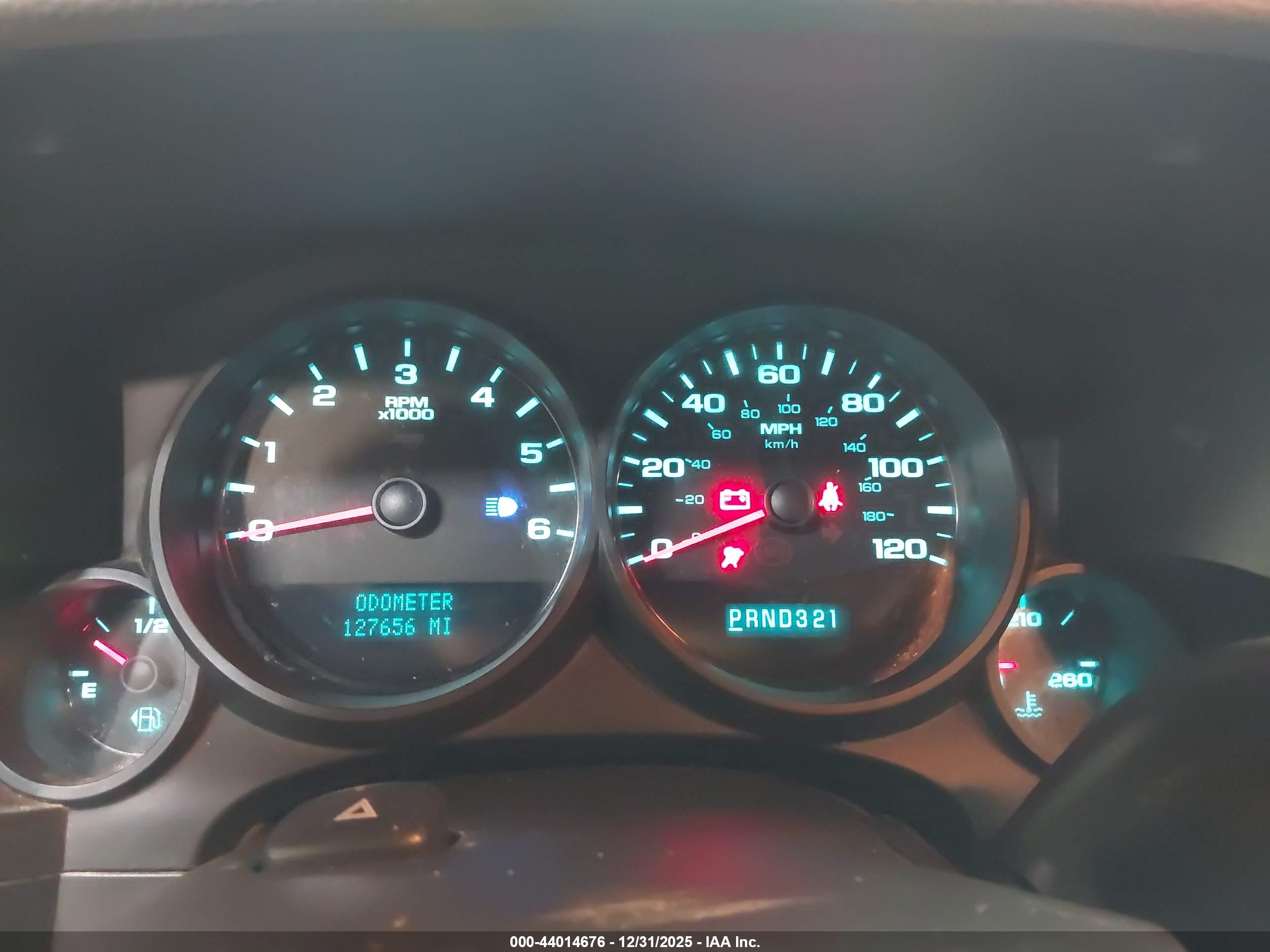 CHEVROLET SILVERADO image 7