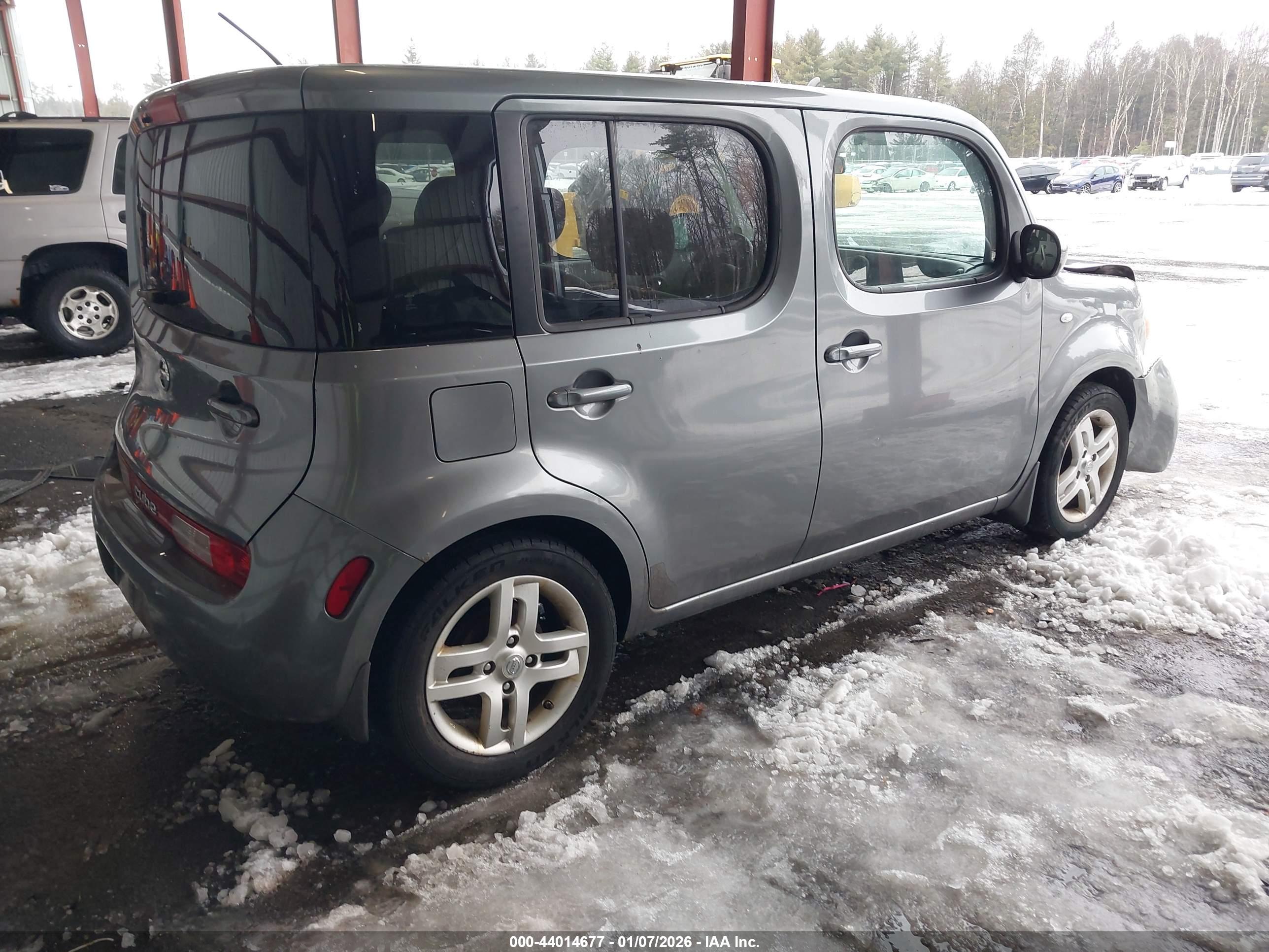 NISSAN CUBE image 4