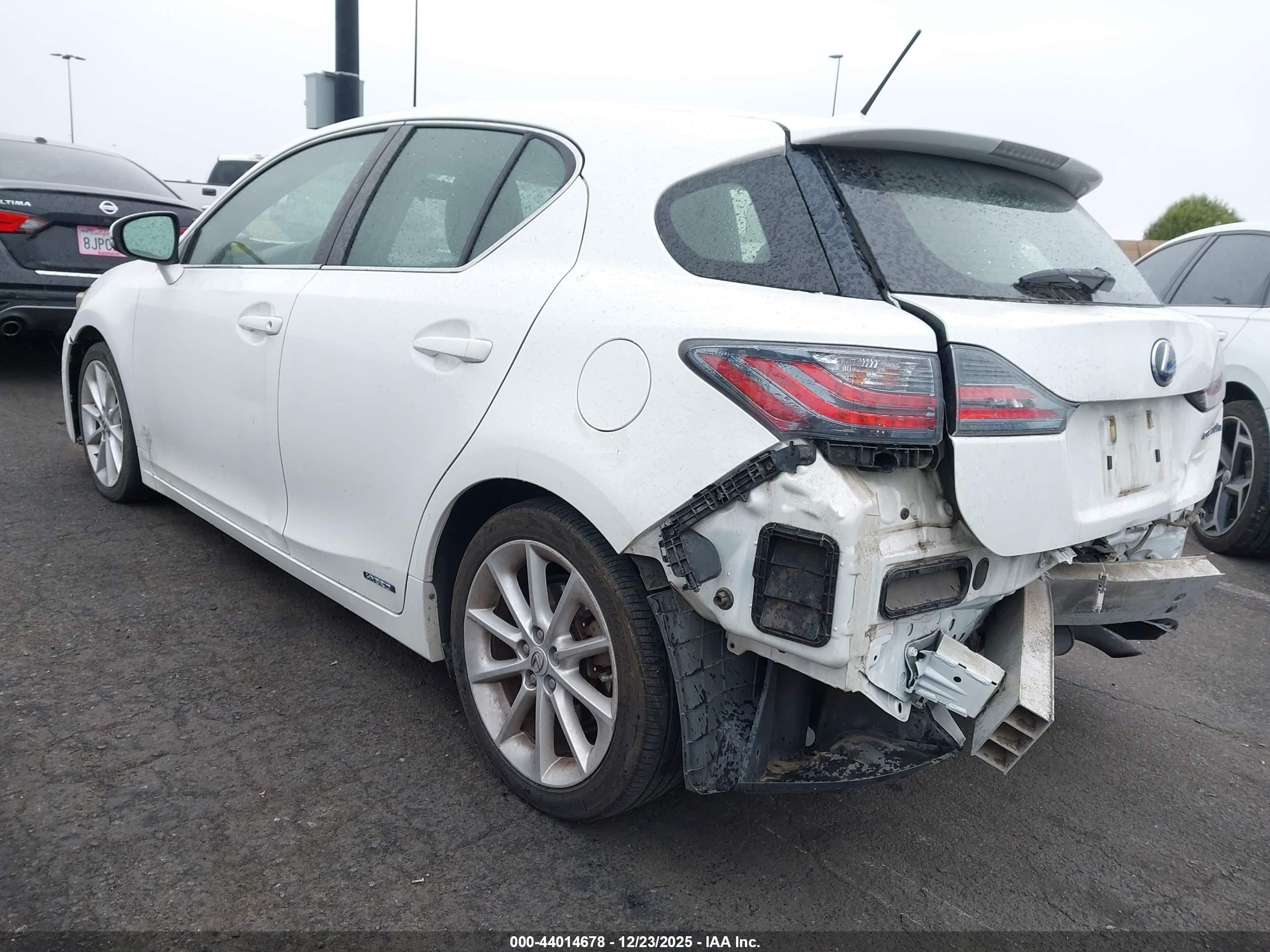 LEXUS CT image 3