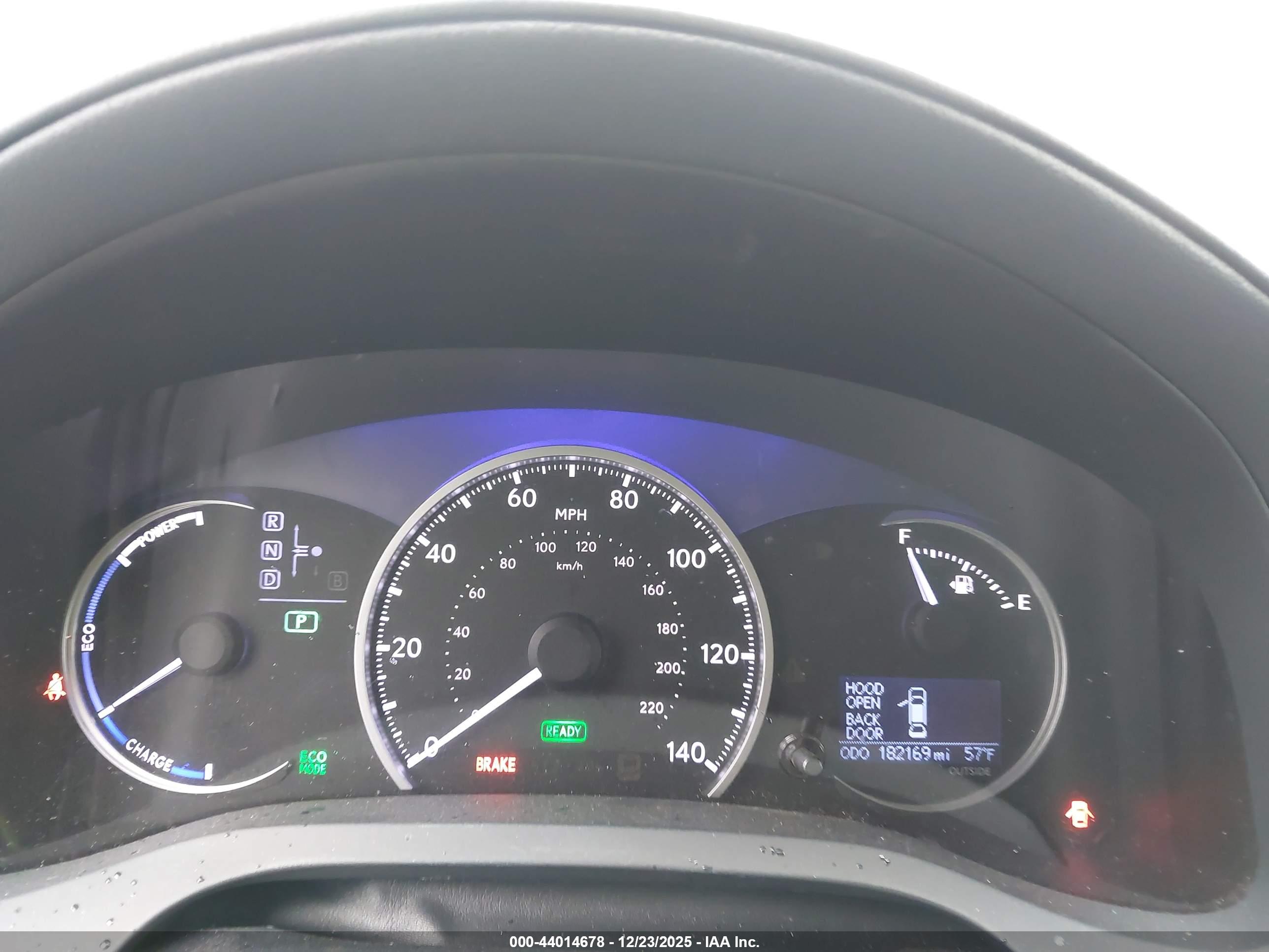 LEXUS CT image 7
