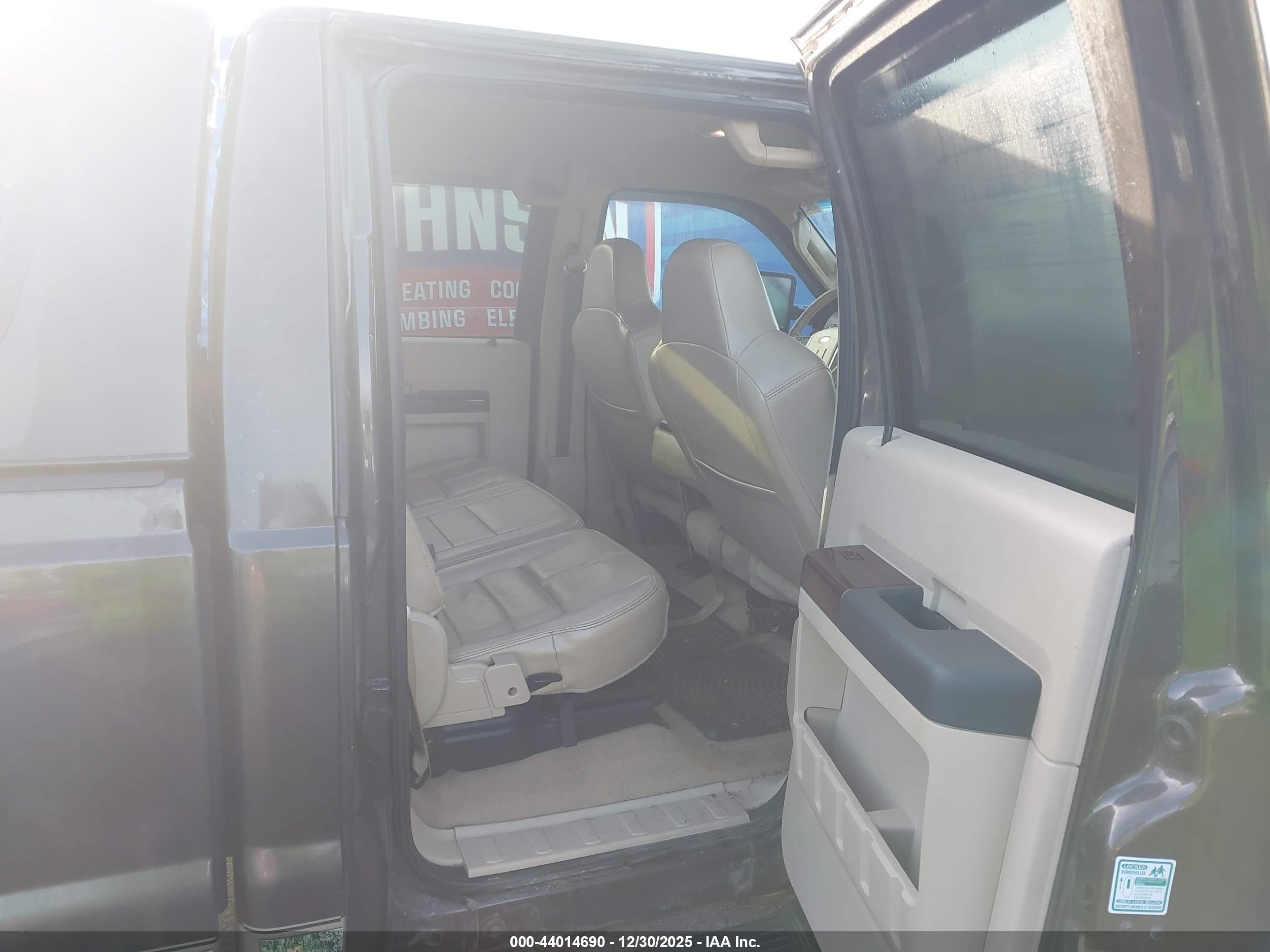 FORD F-250 image 8