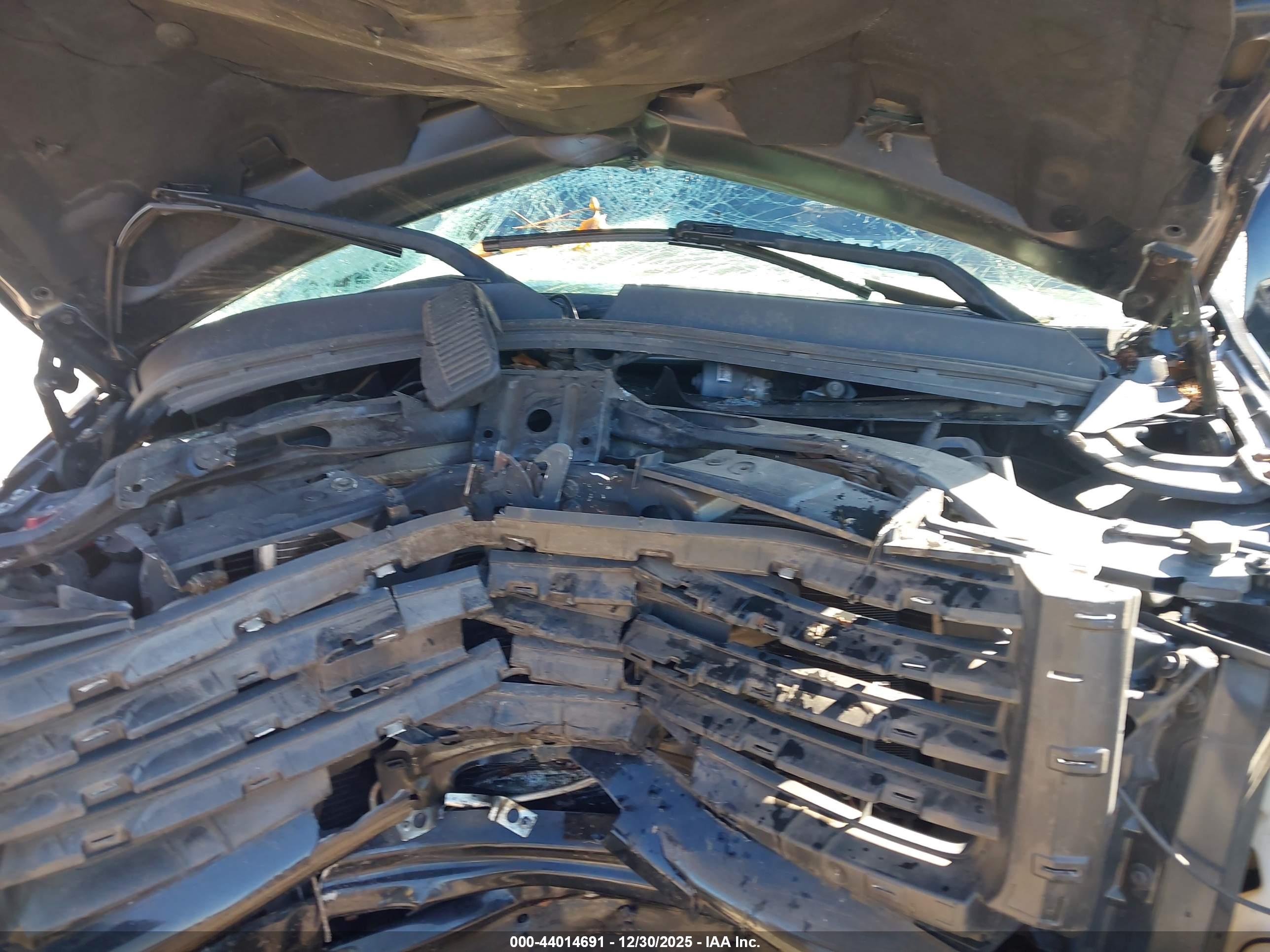 GMC SIERRA image 10