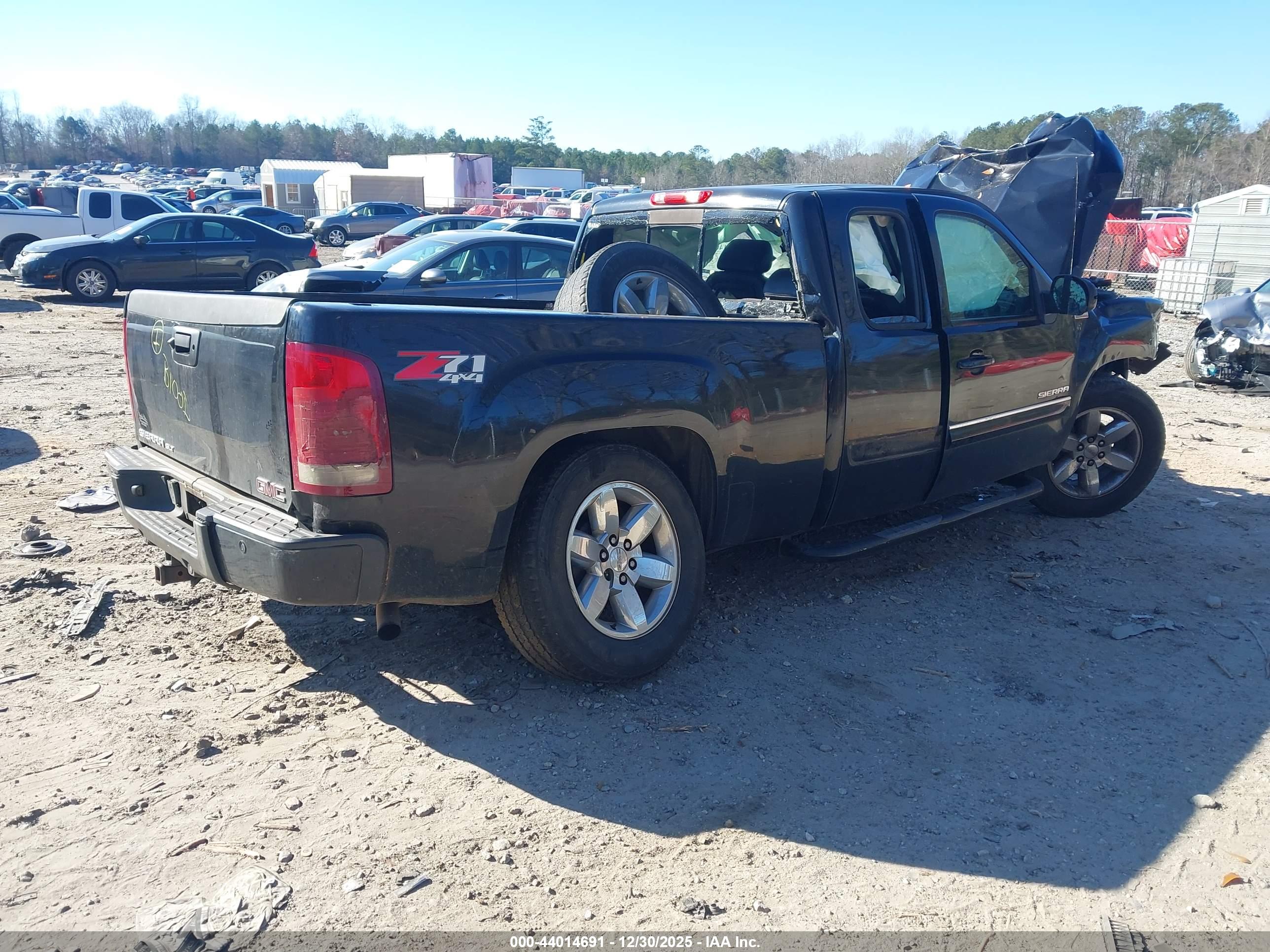 GMC SIERRA image 4