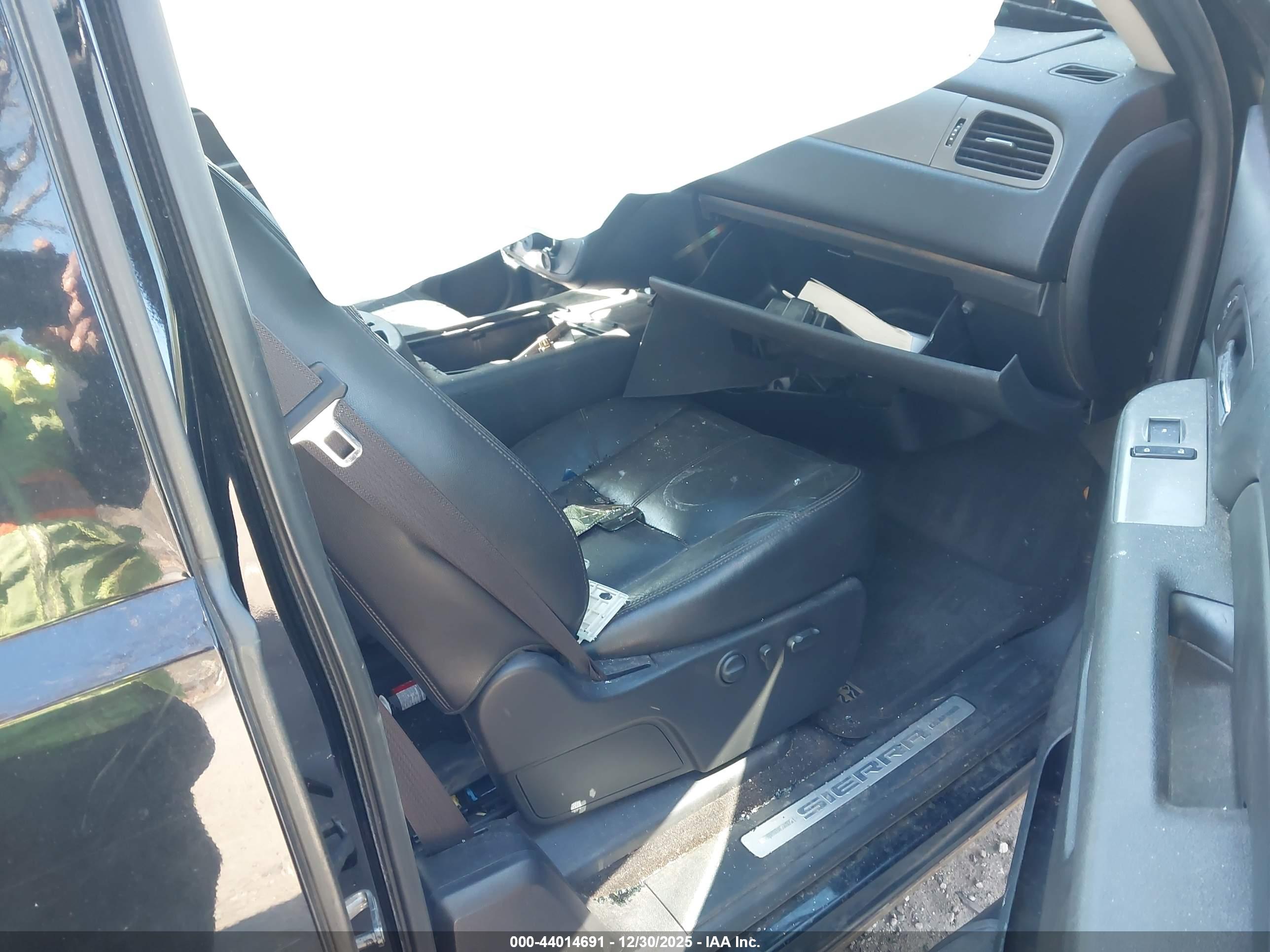 GMC SIERRA image 5