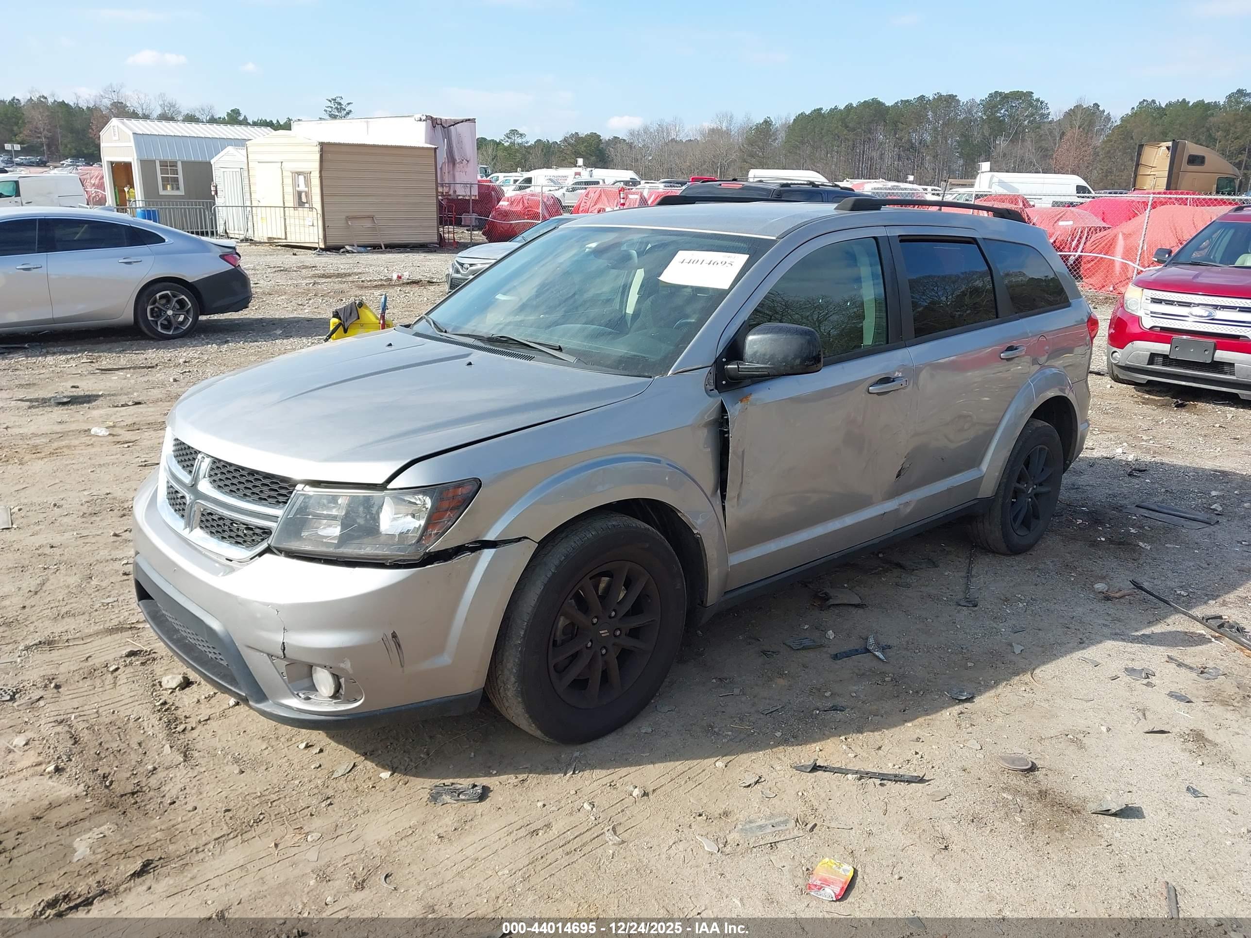 DODGE JOURNEY image 2