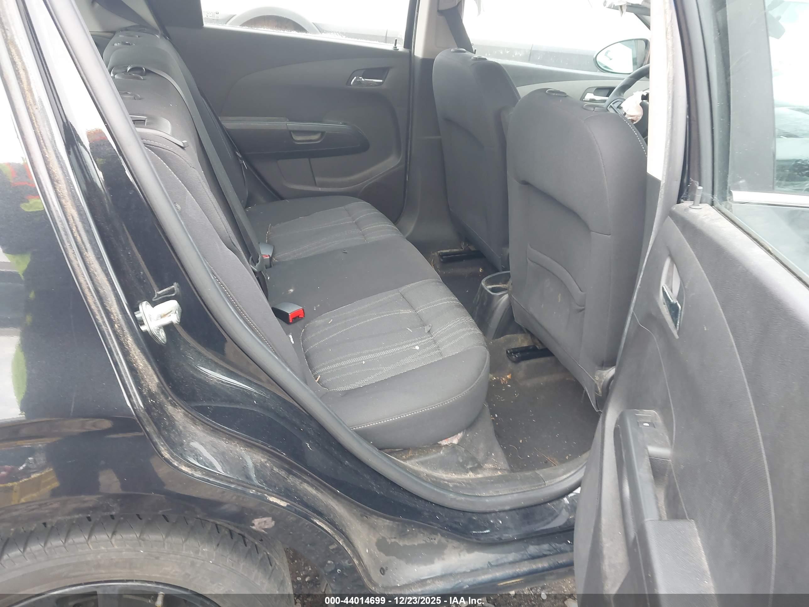 CHEVROLET SONIC image 8