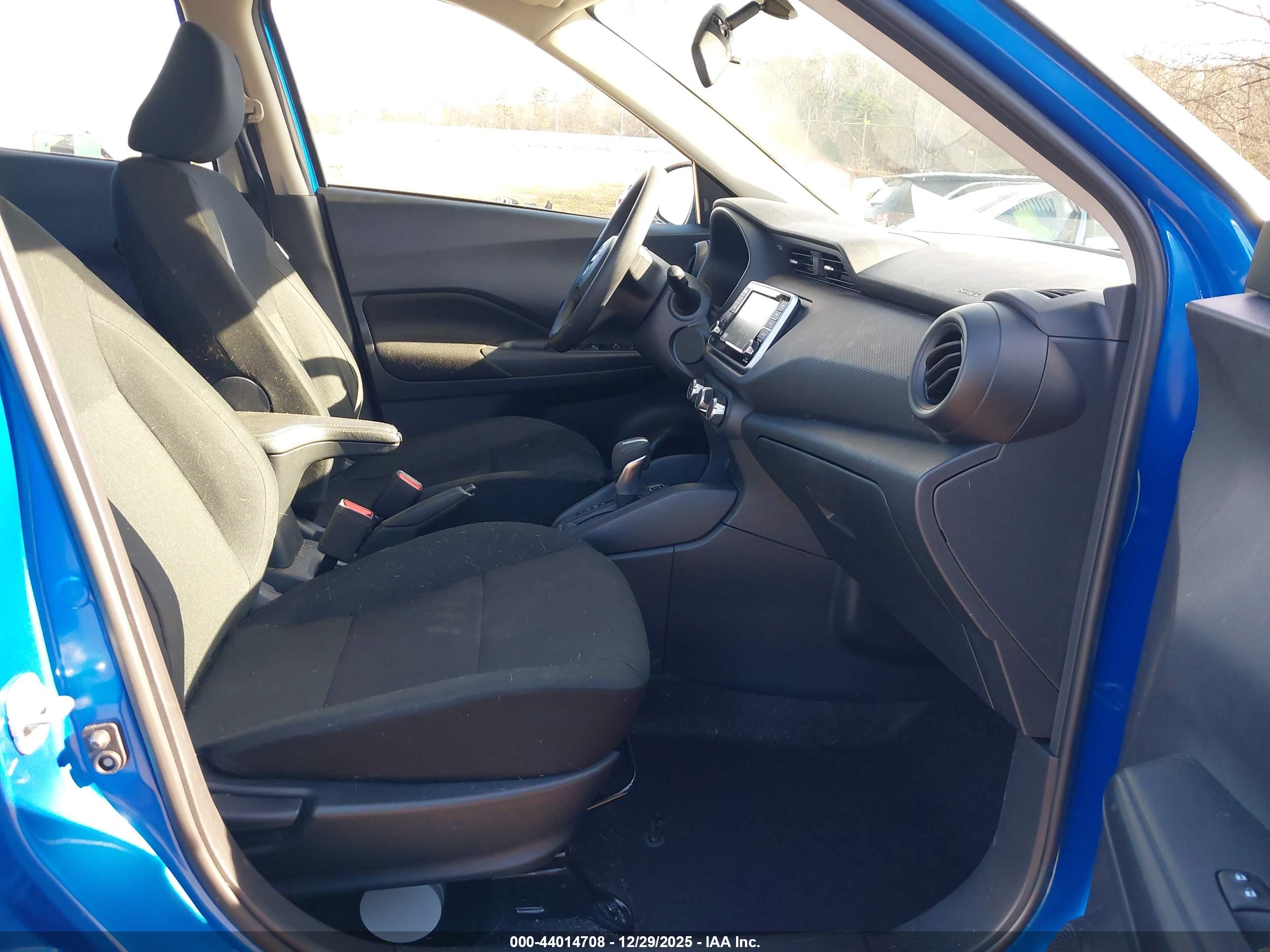 NISSAN KICKS image 5