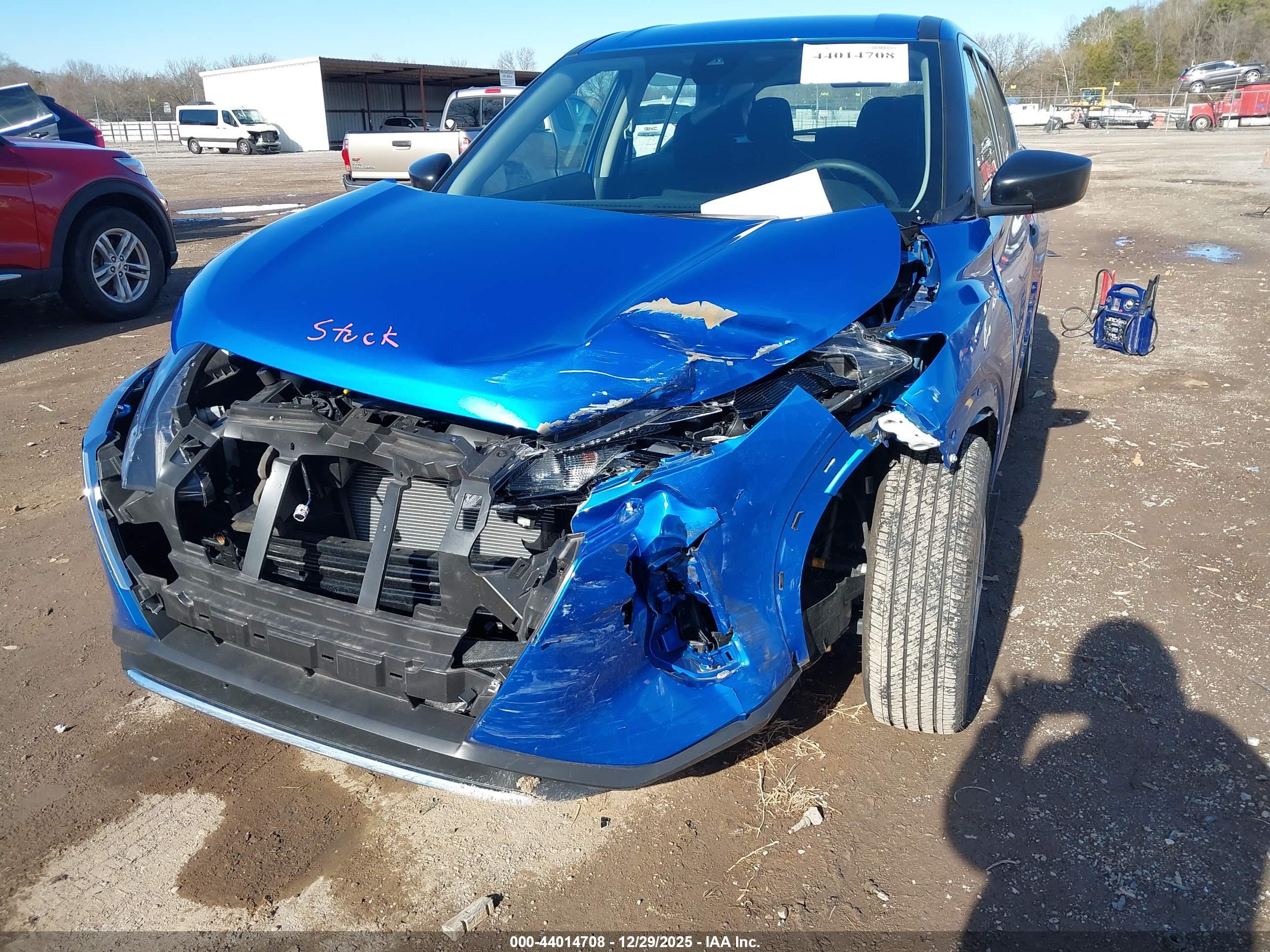 NISSAN KICKS image 6