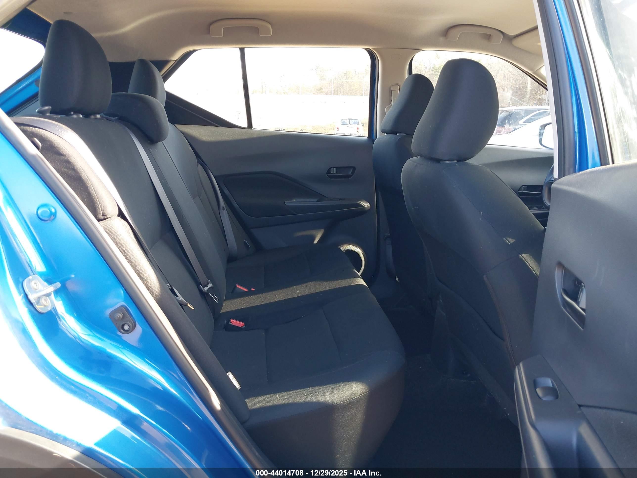 NISSAN KICKS image 8