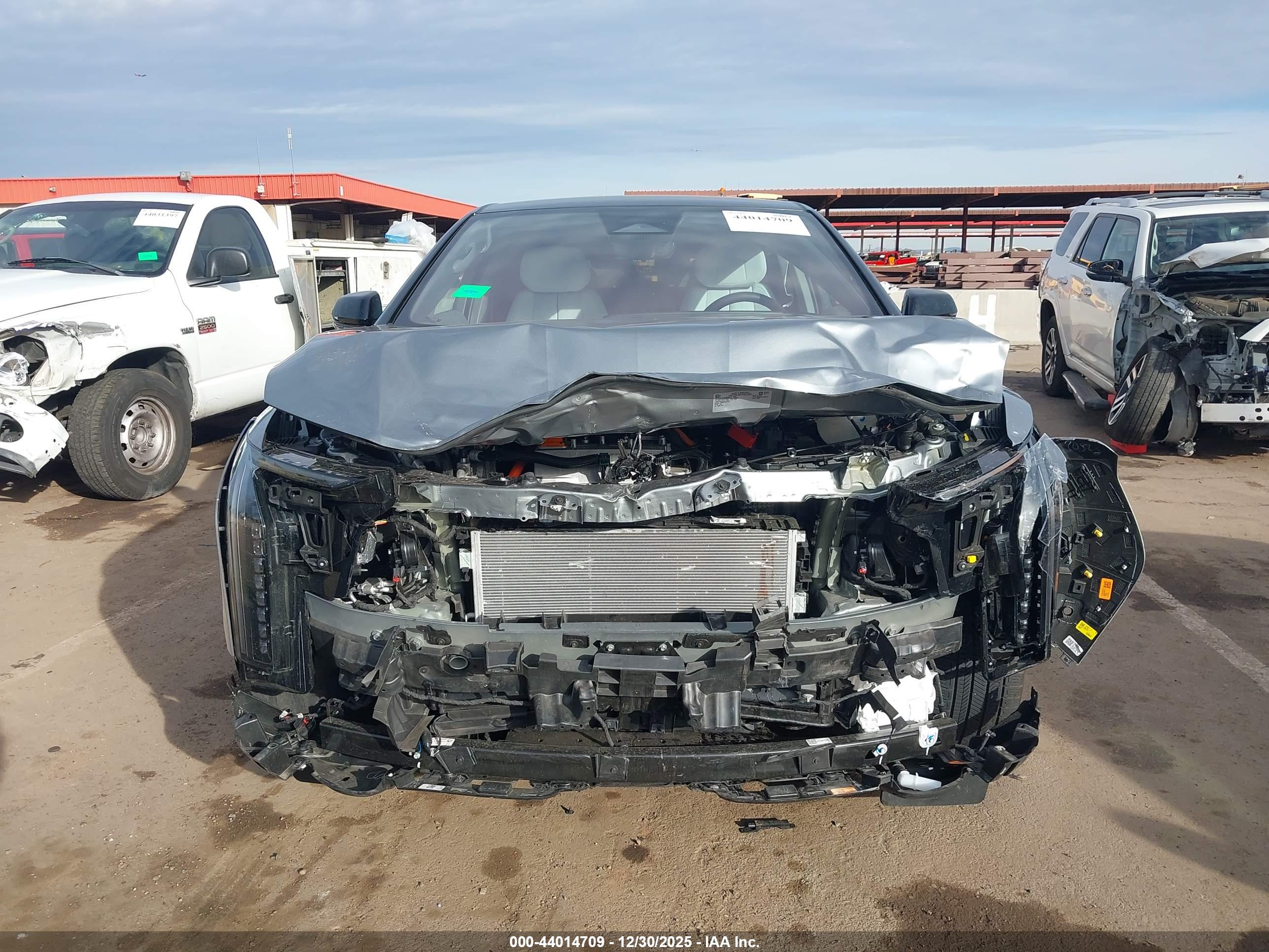 CADILLAC OPTIQ image 6