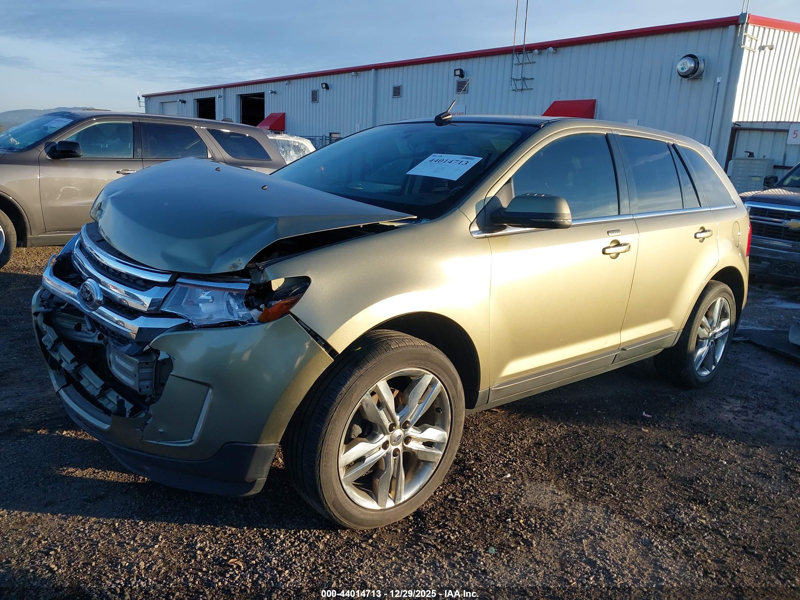 FORD EDGE image 2