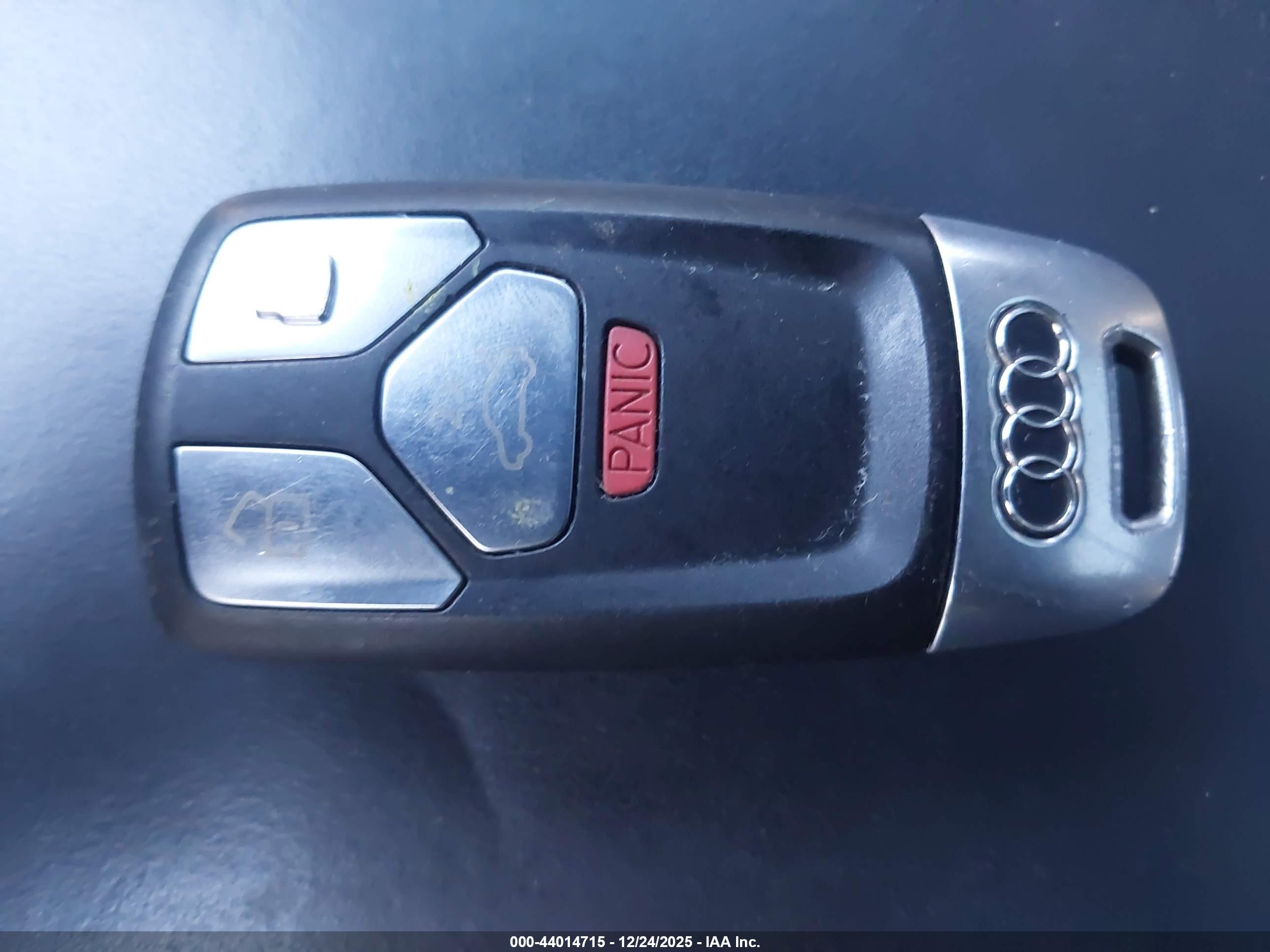 AUDI SQ5 image 11
