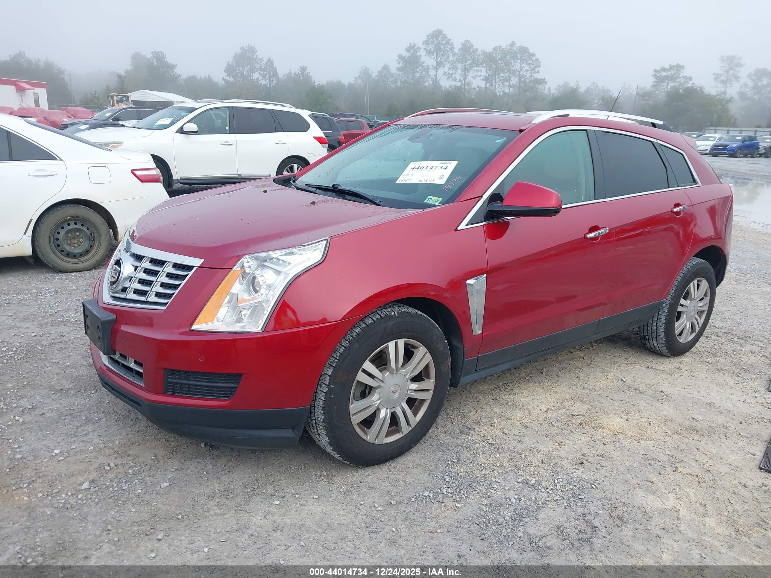 CADILLAC SRX image 2