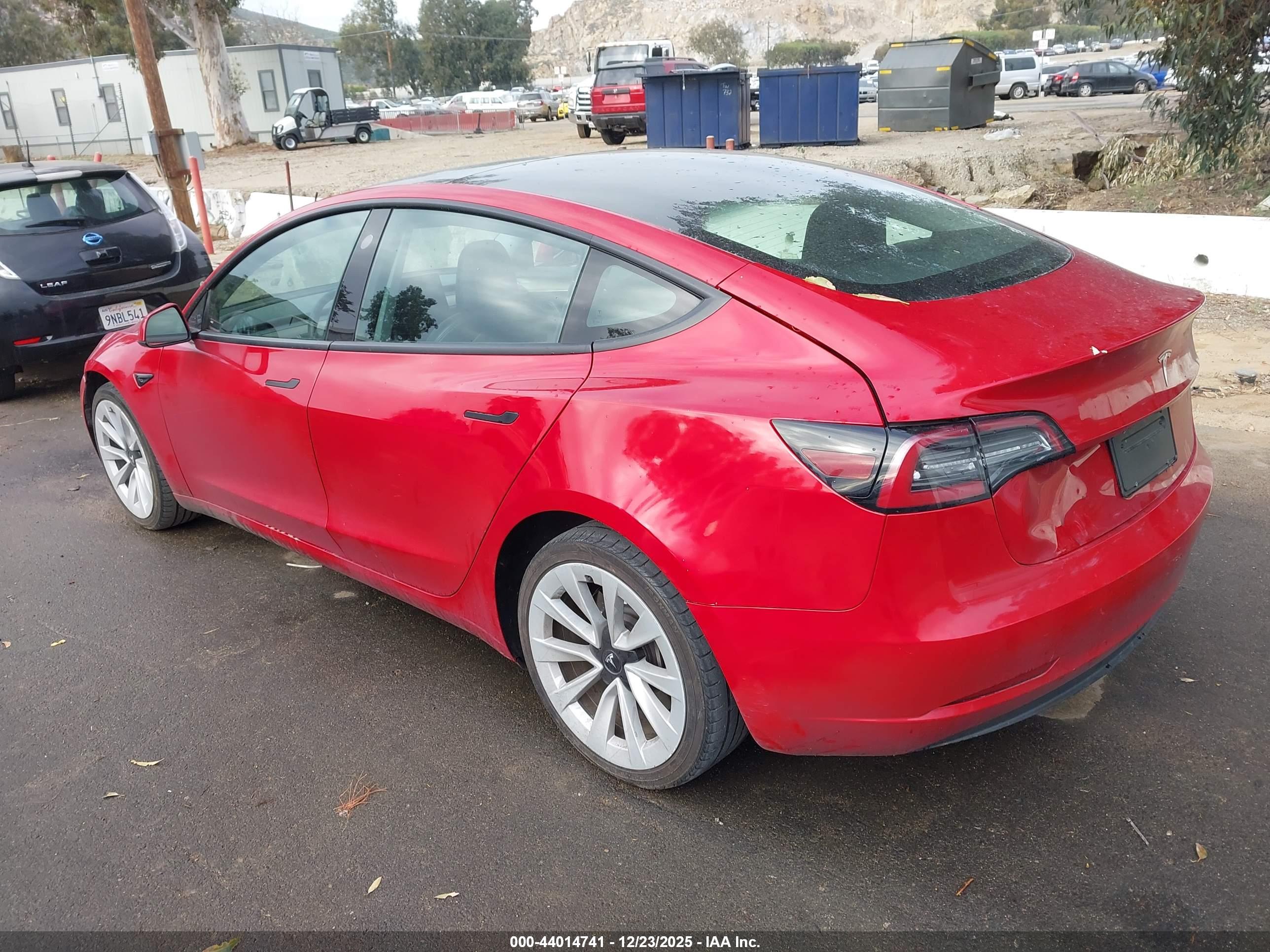 TESLA MODEL image 3
