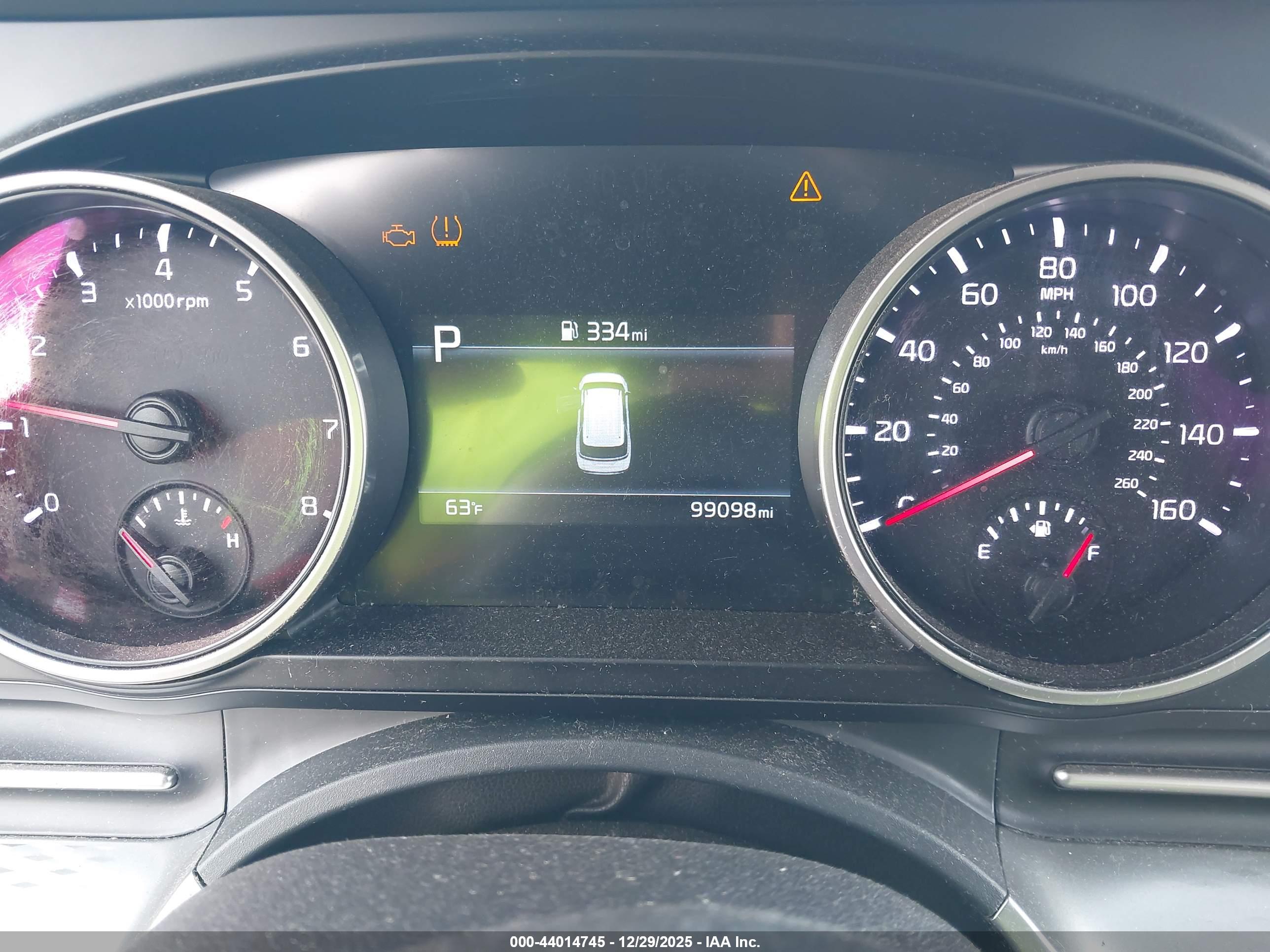 KIA CARNIVAL image 7