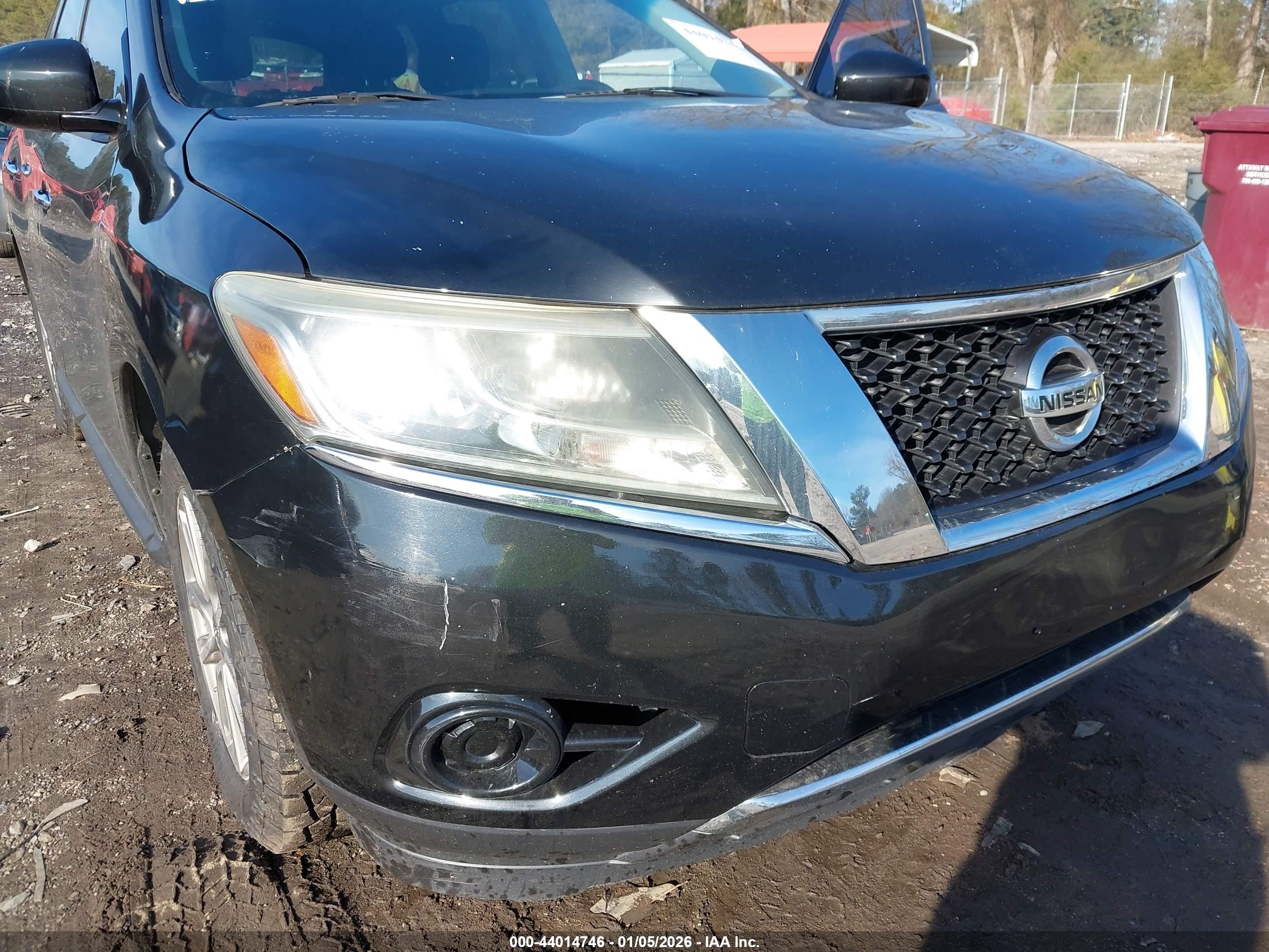 NISSAN PATHFINDER image 6