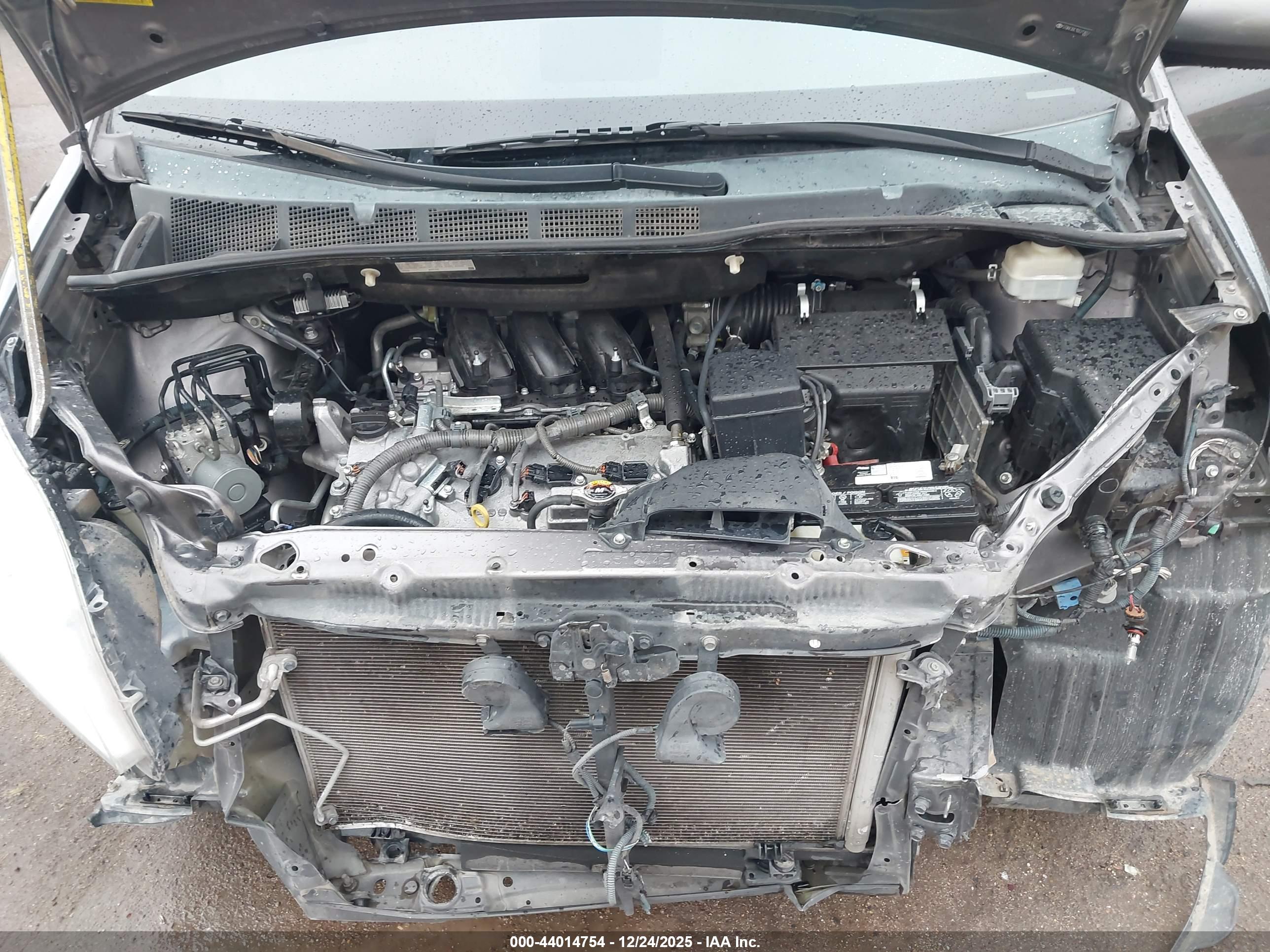 TOYOTA SIENNA image 10
