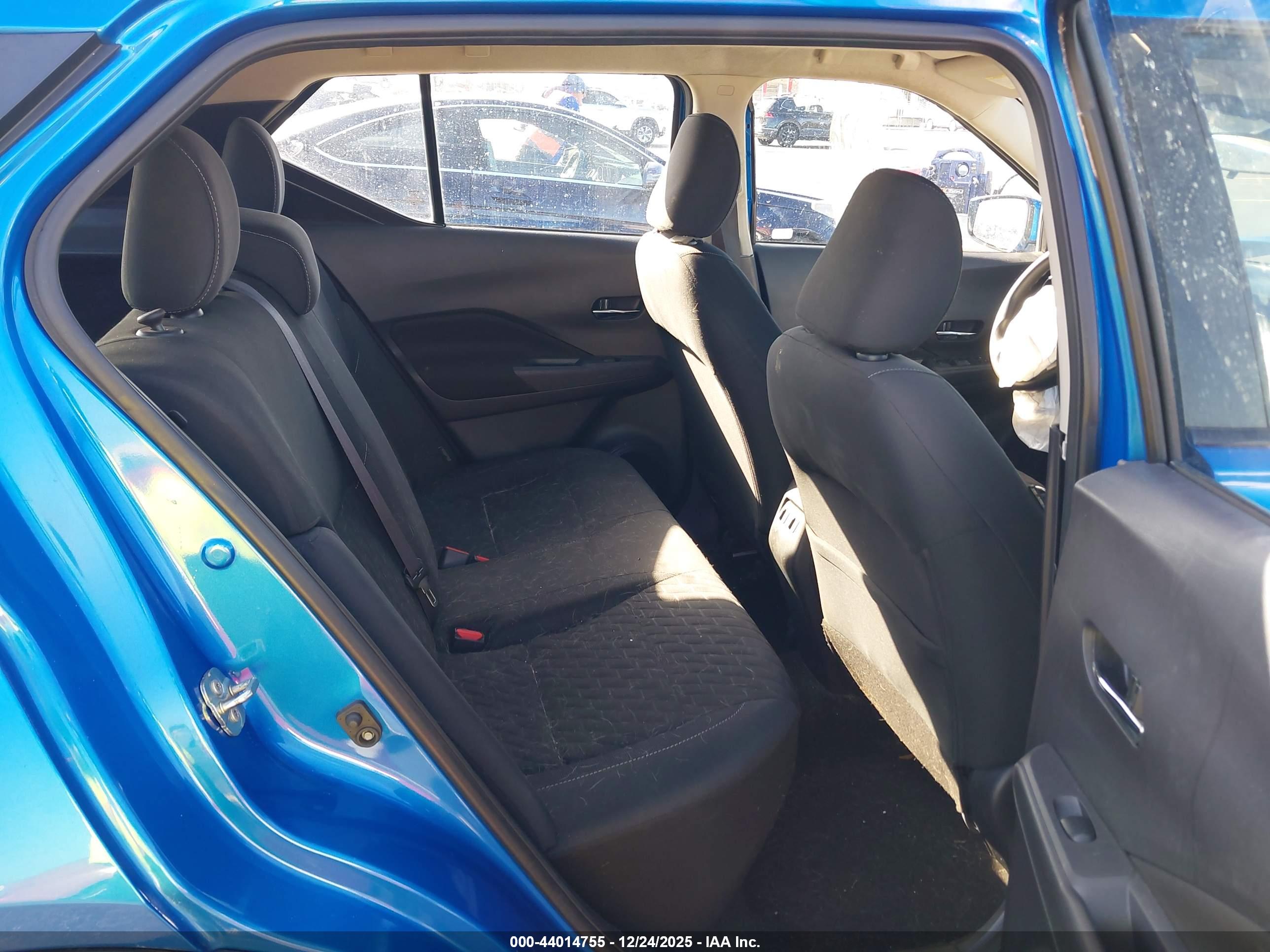 NISSAN KICKS image 8