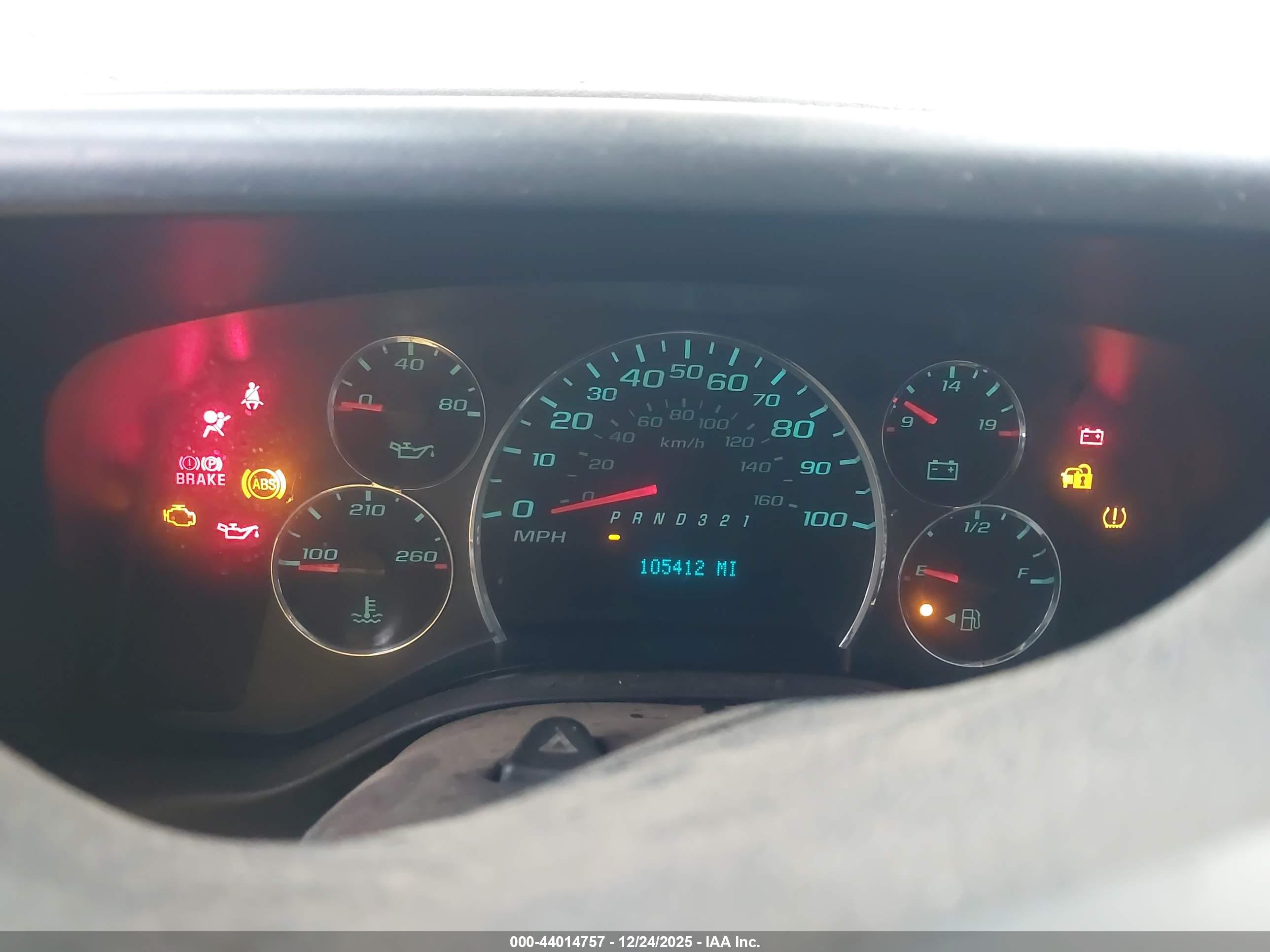 CHEVROLET EXPRESS image 7