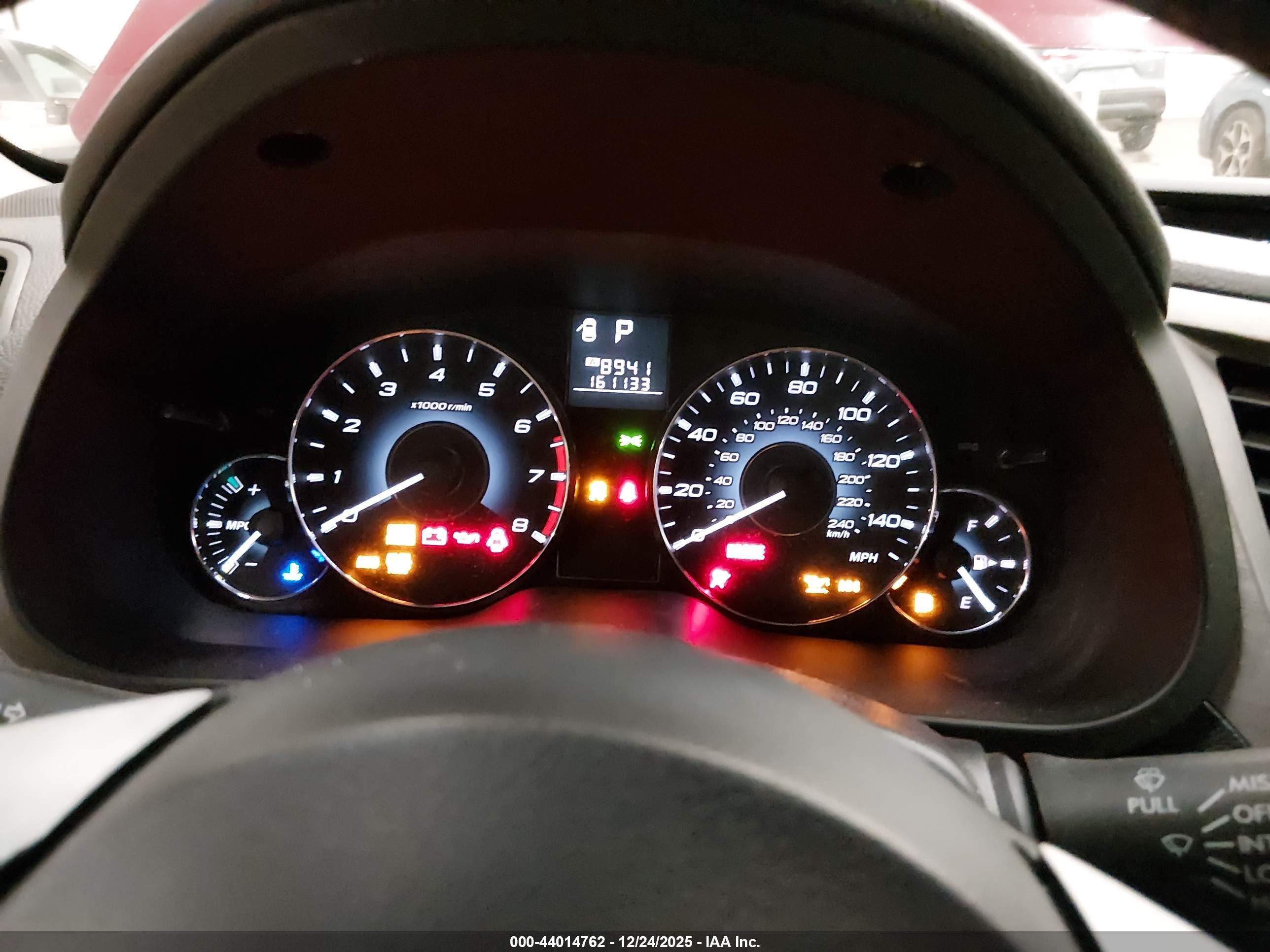 SUBARU OUTBACK image 7