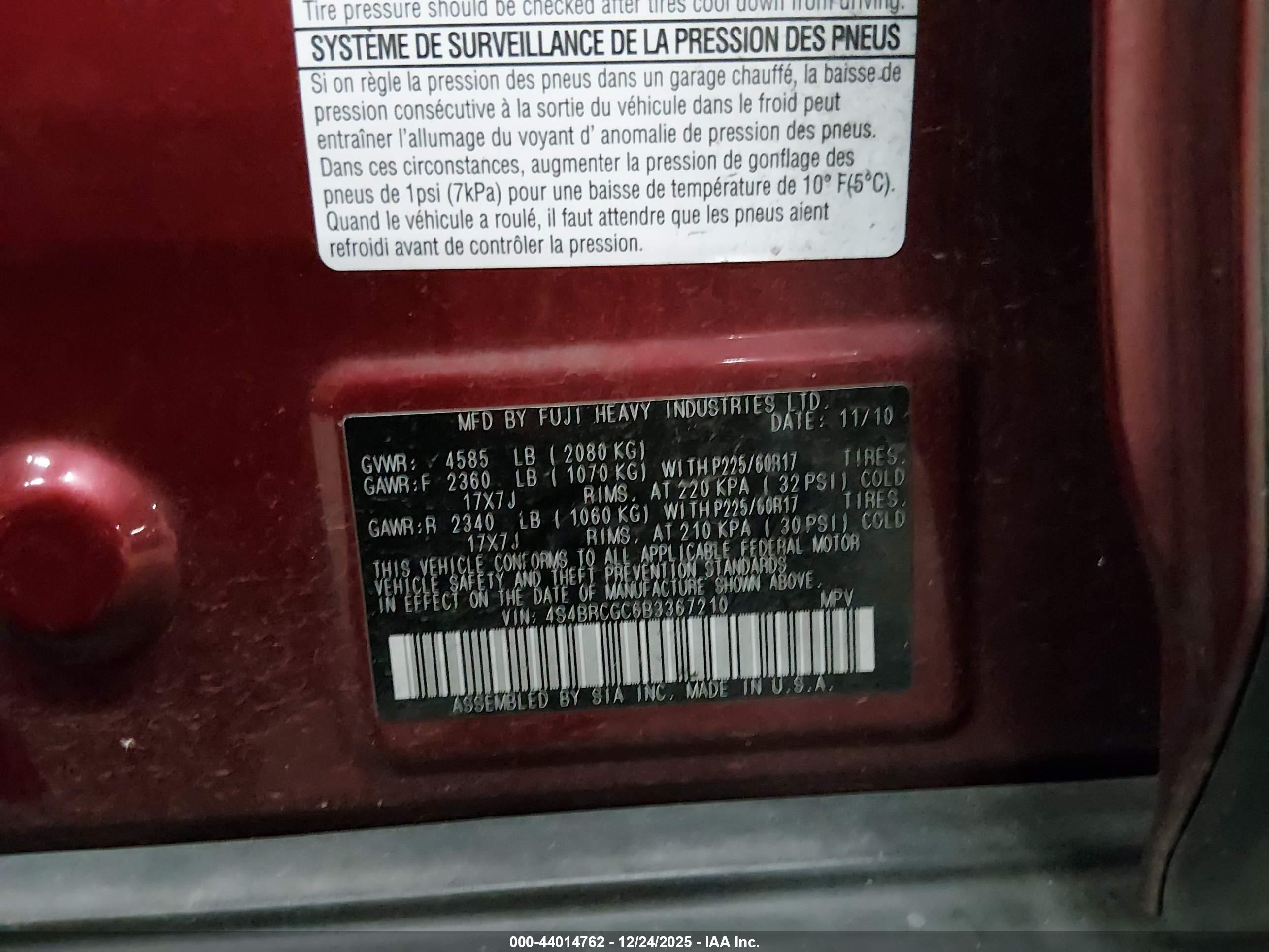 SUBARU OUTBACK image 9