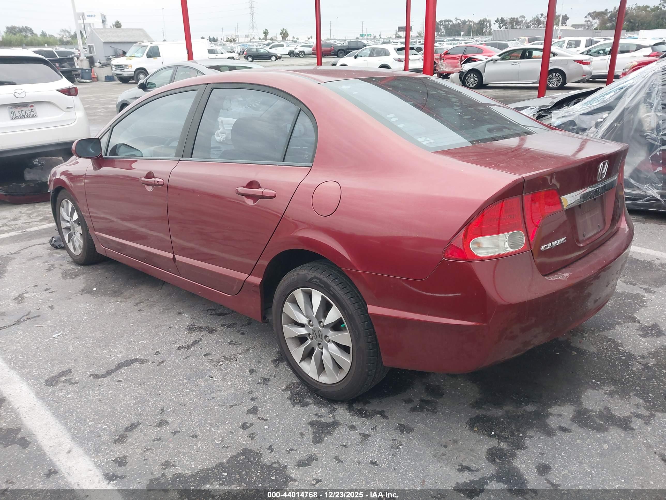 HONDA CIVIC image 3