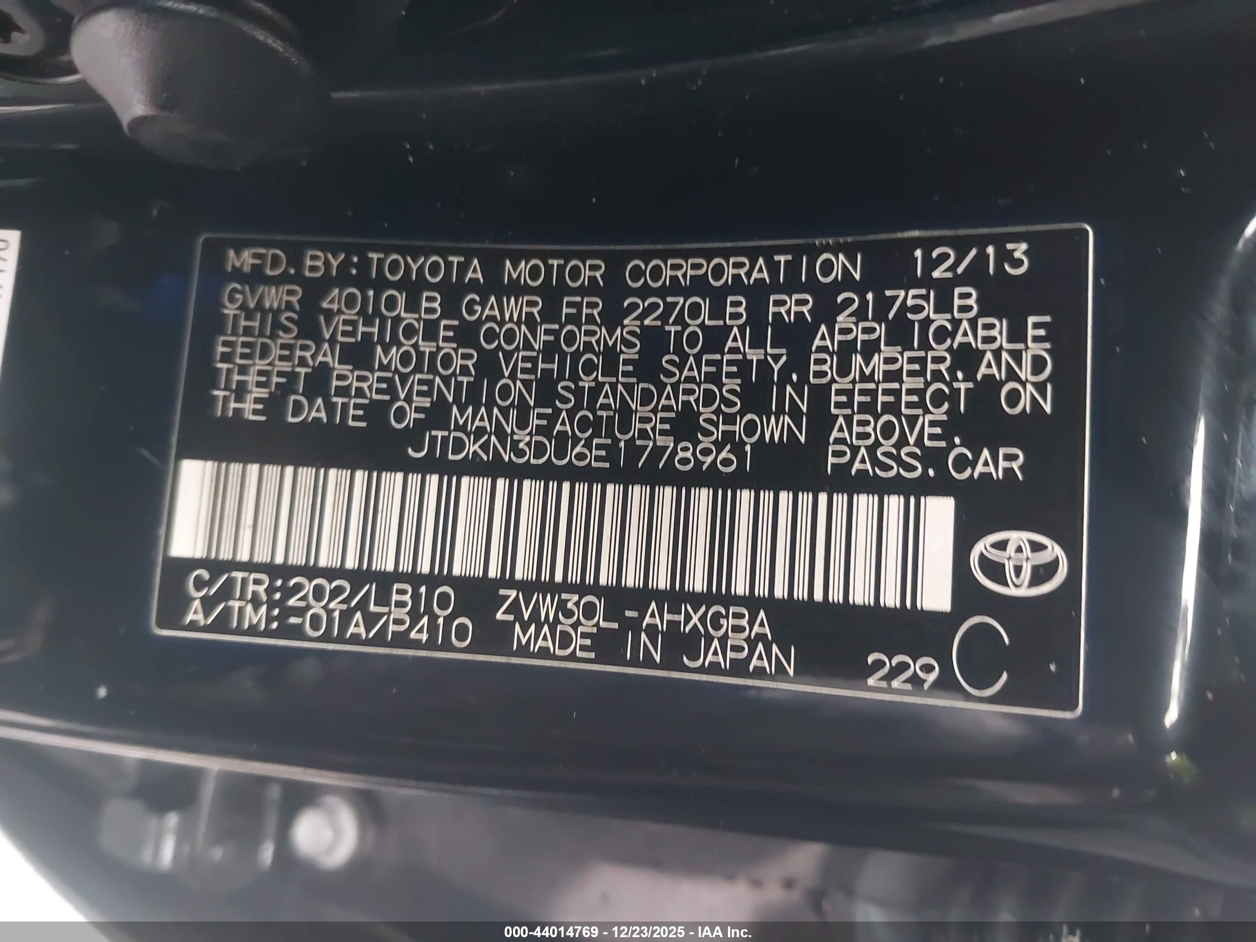 TOYOTA PRIUS image 9