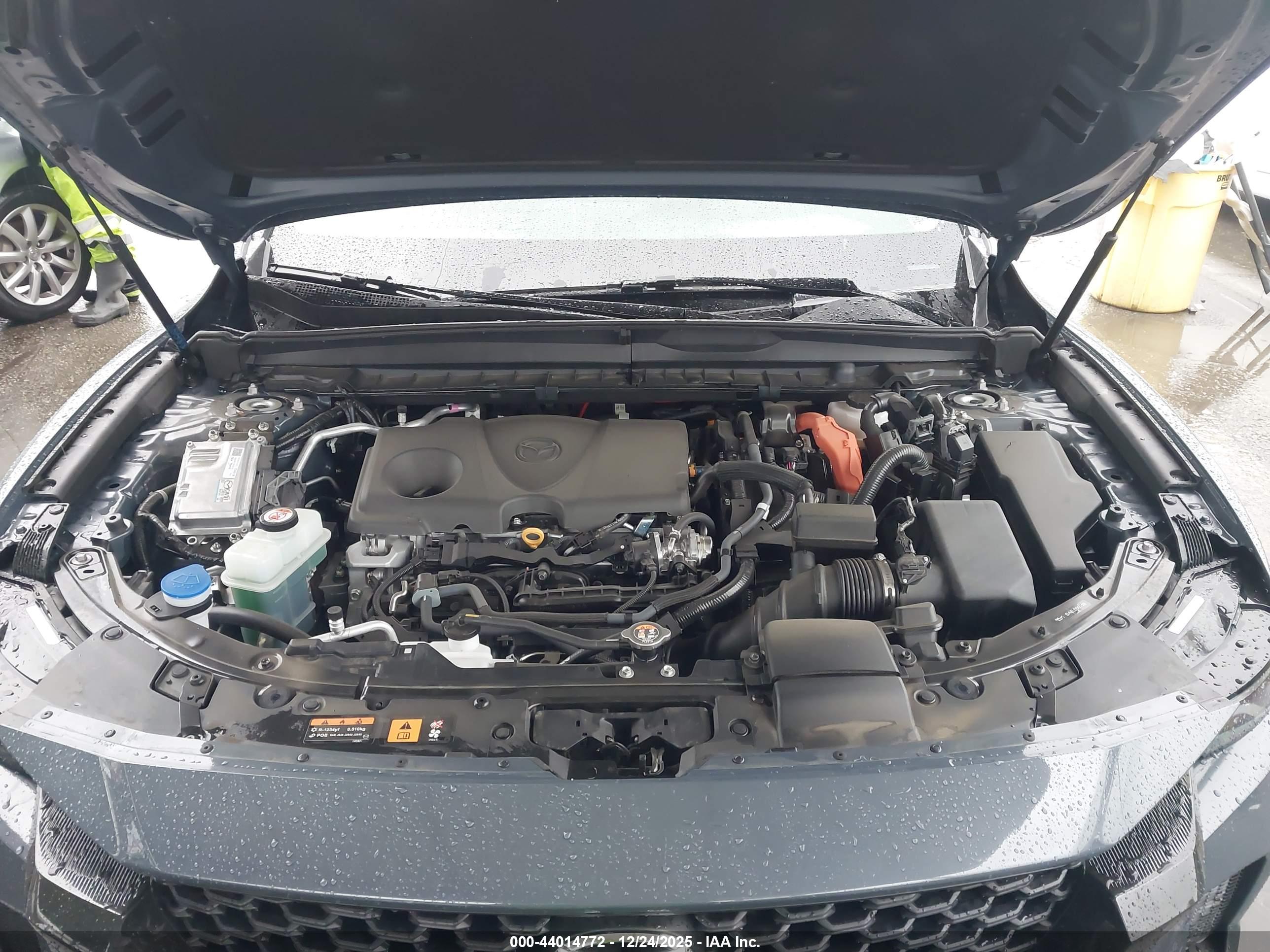 MAZDA CX-50 image 10