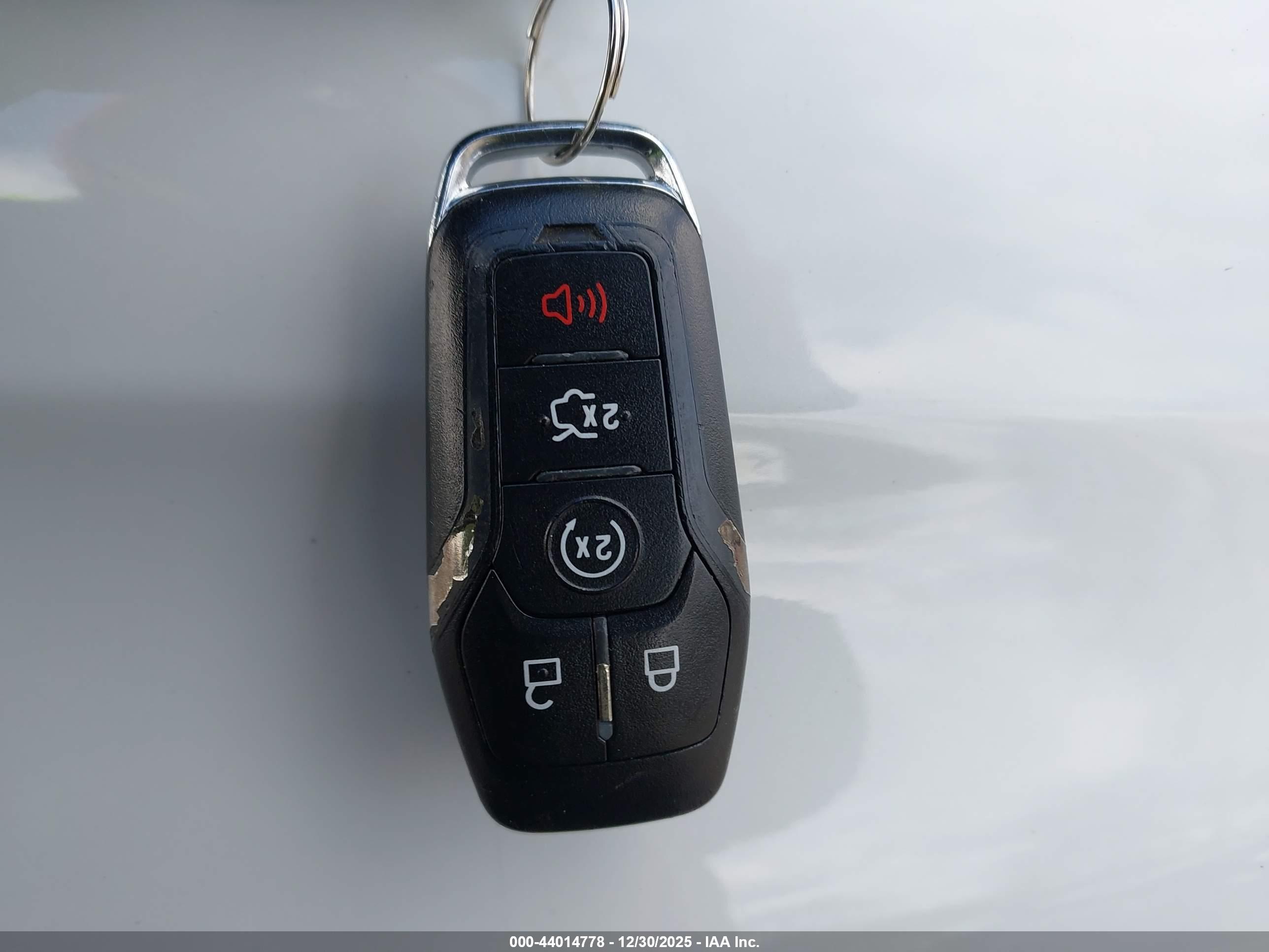 LINCOLN MKZ image 11