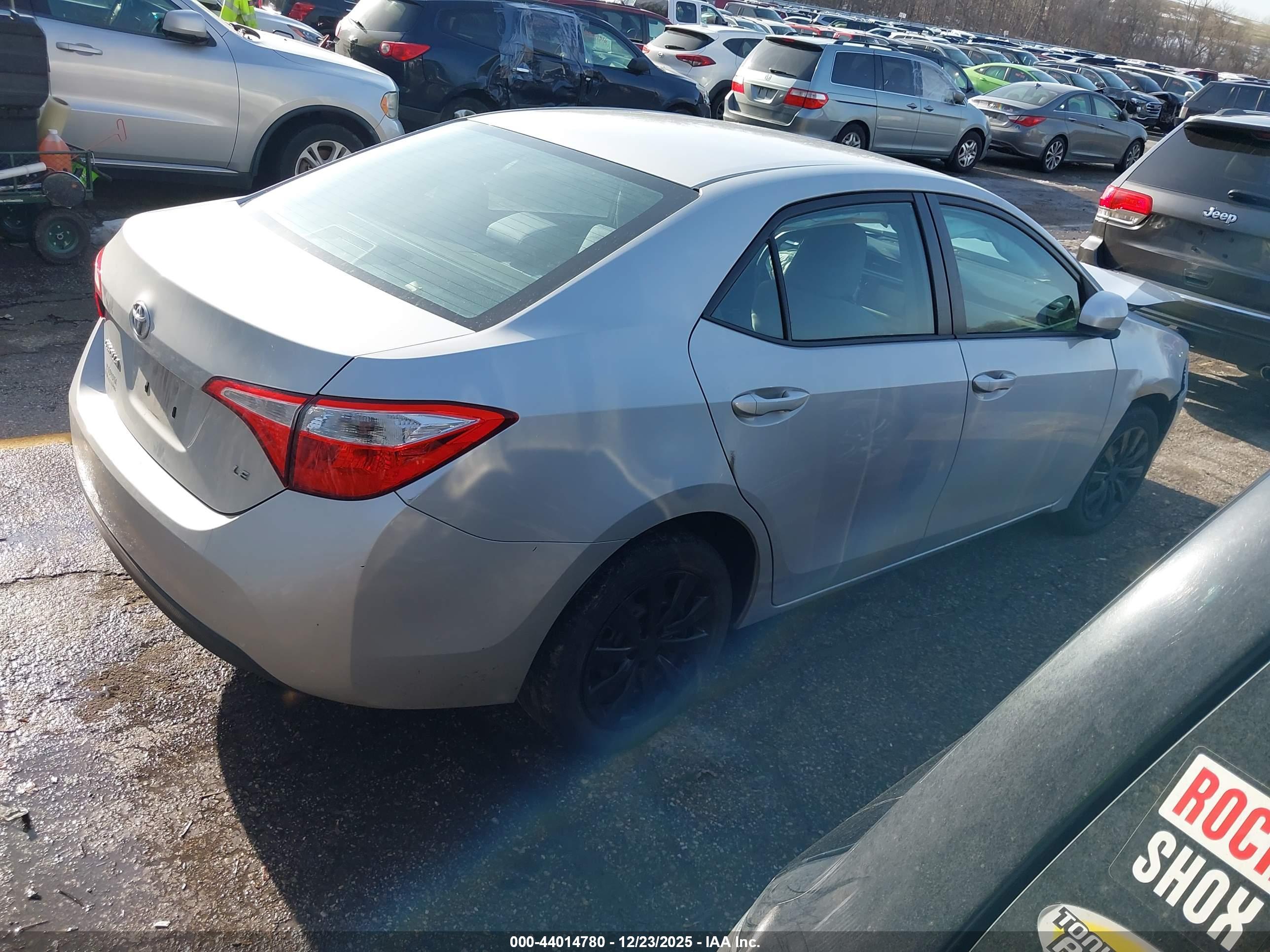 TOYOTA COROLLA image 4