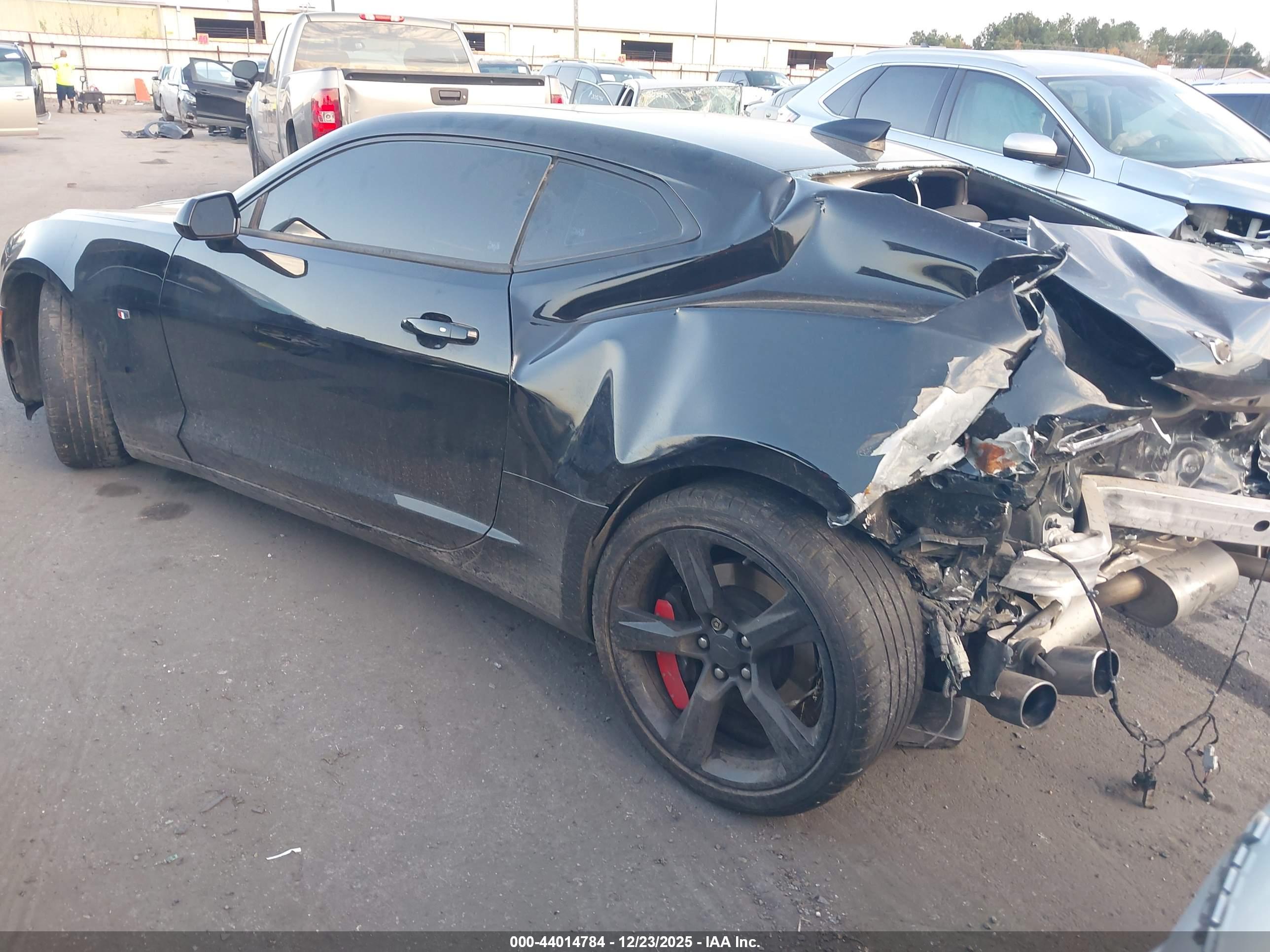 CHEVROLET CAMARO image 3