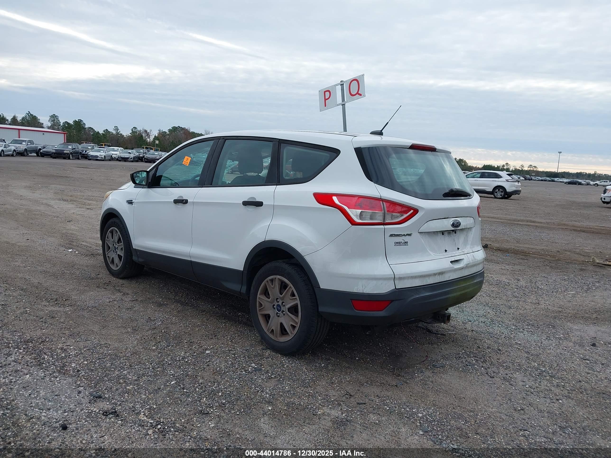 FORD ESCAPE image 3