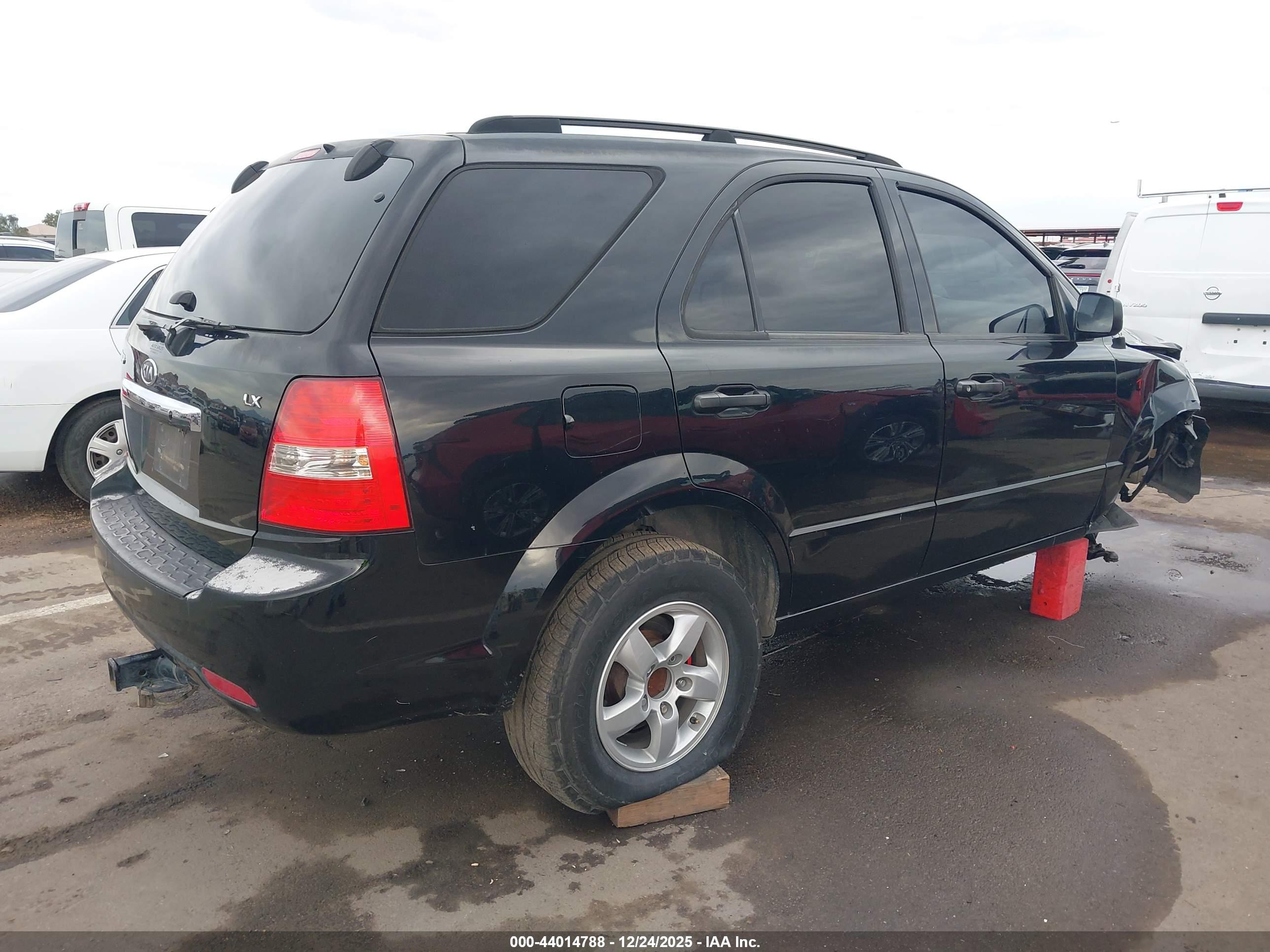 KIA SORENTO image 4
