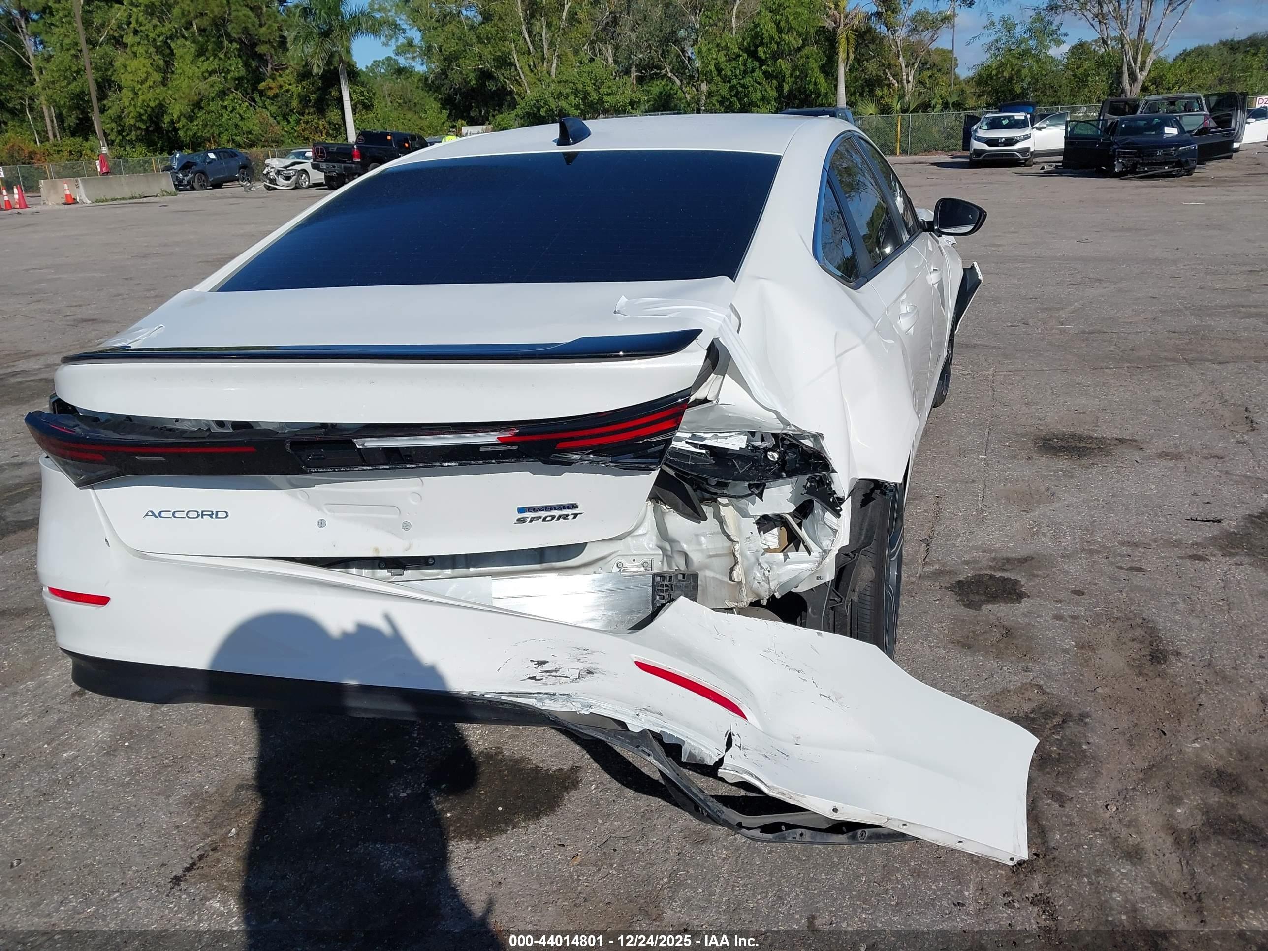 HONDA ACCORD image 6