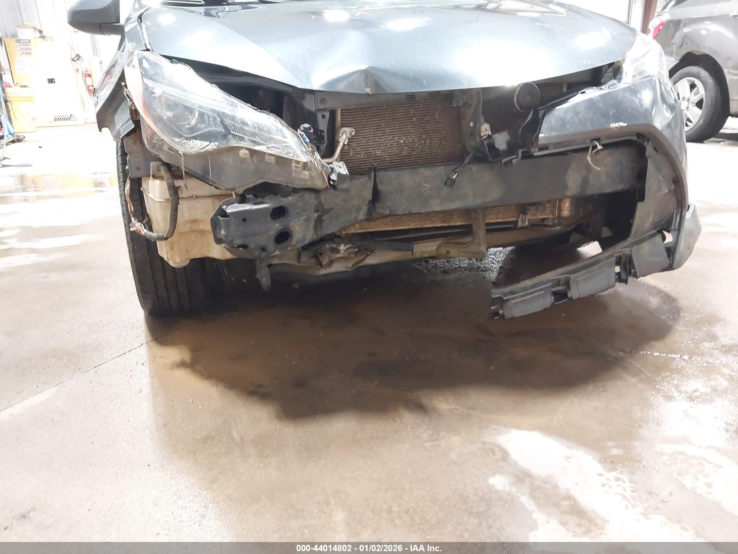 TOYOTA COROLLA image 6